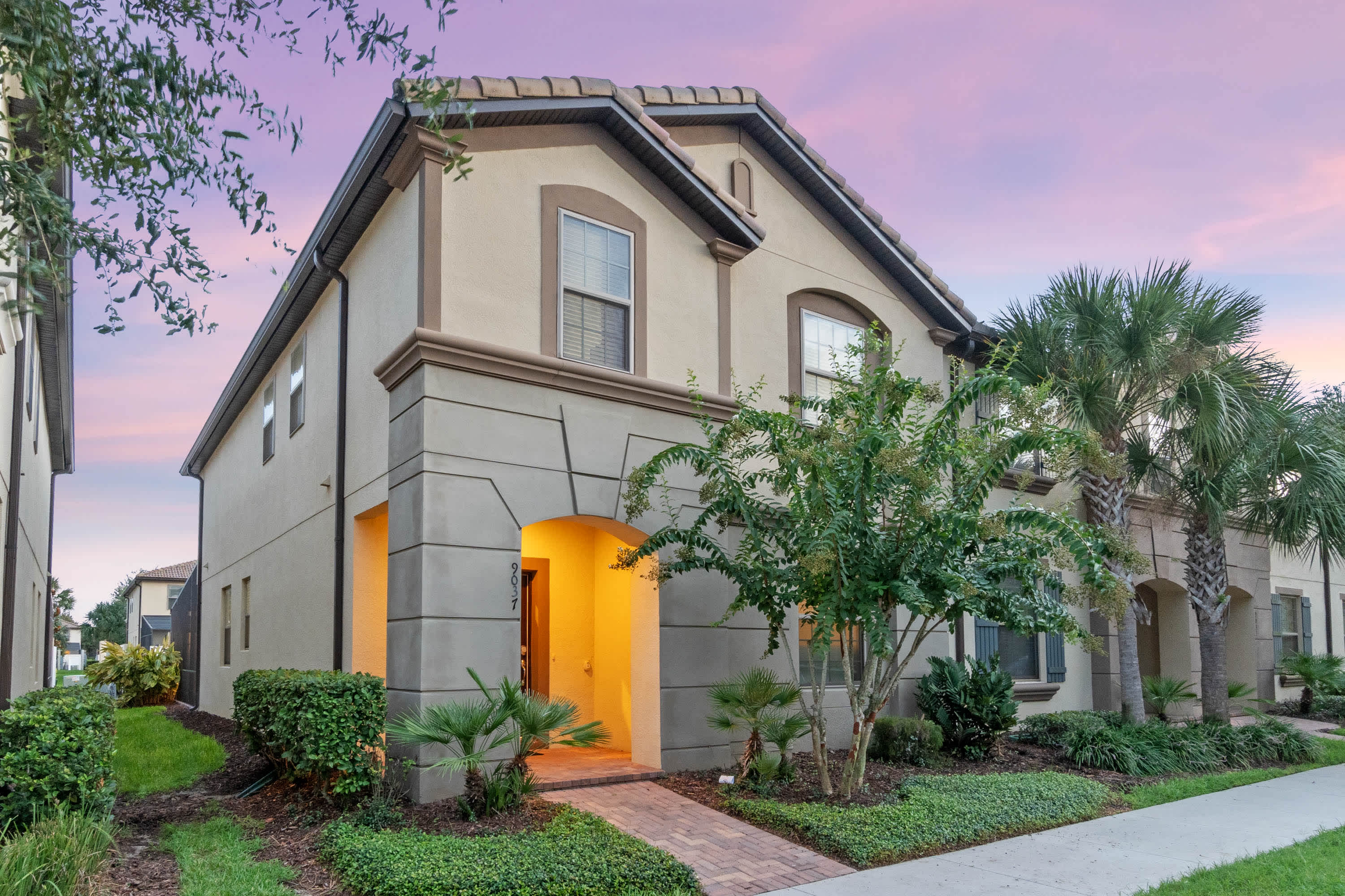 Luxury 5BR Home w/ Pool & Game room + Near Disney