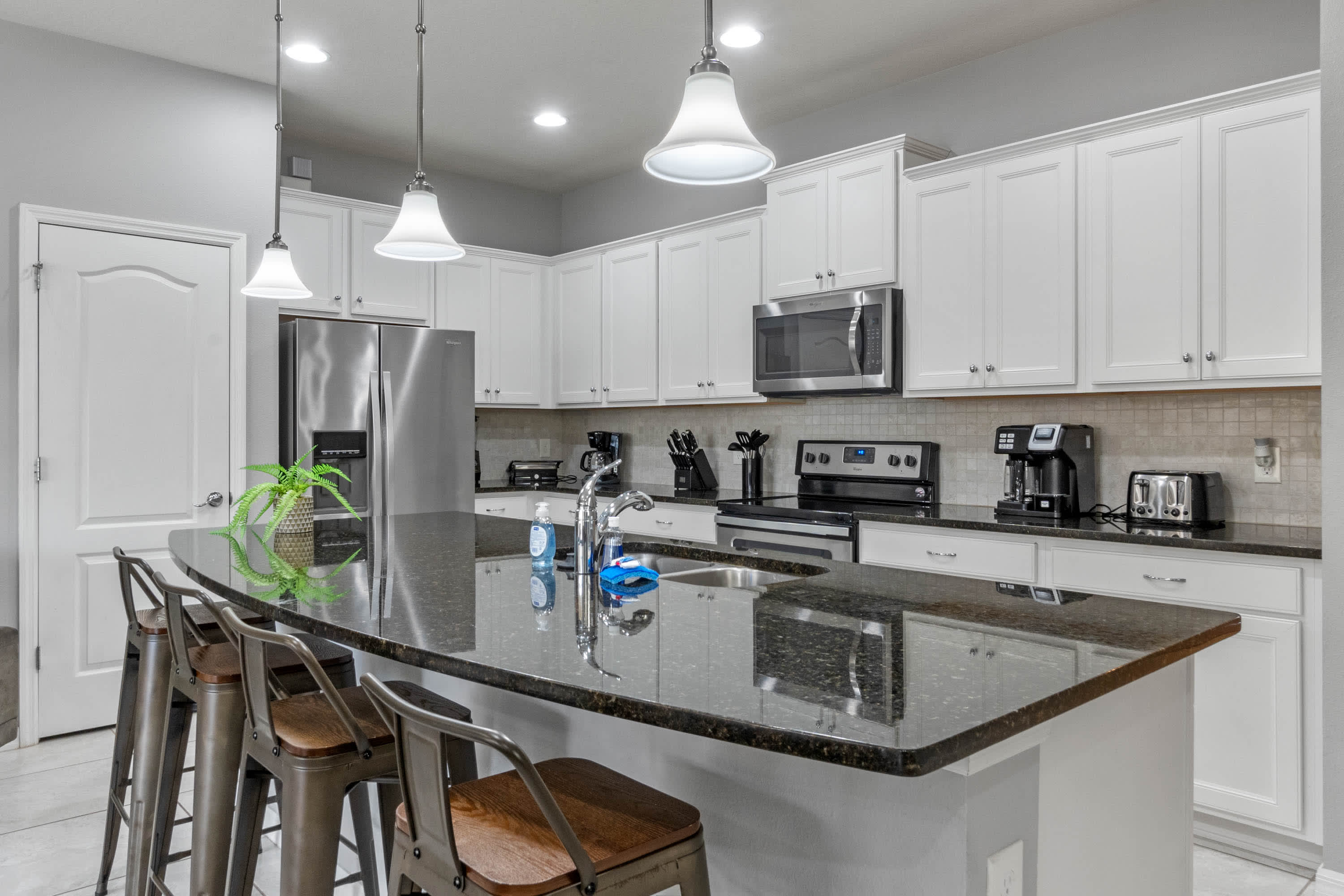 Luxury 5BR Home w/ Pool & Game room + Near Disney