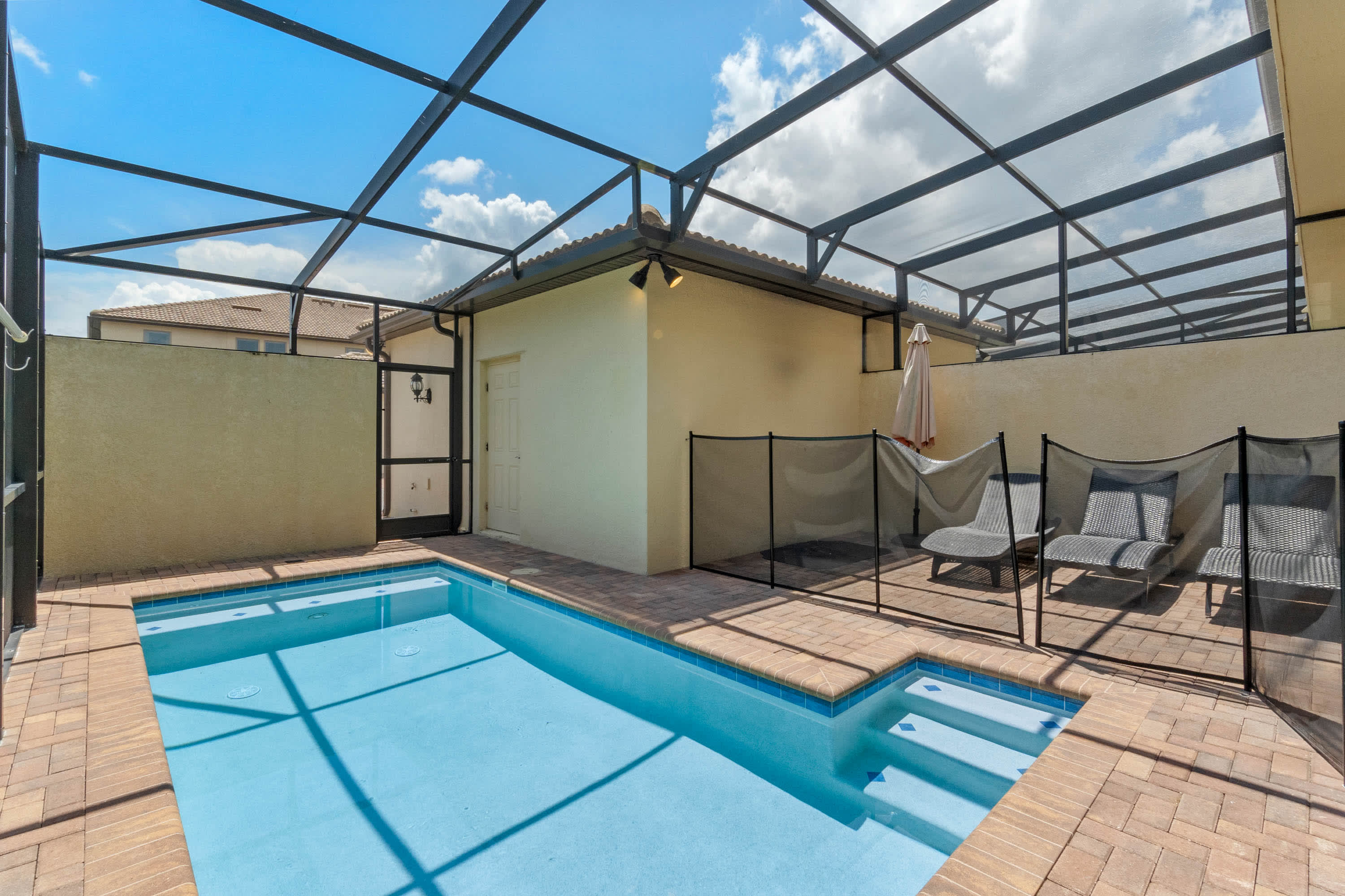 Luxury 5BR Home w/ Pool & Game room + Near Disney