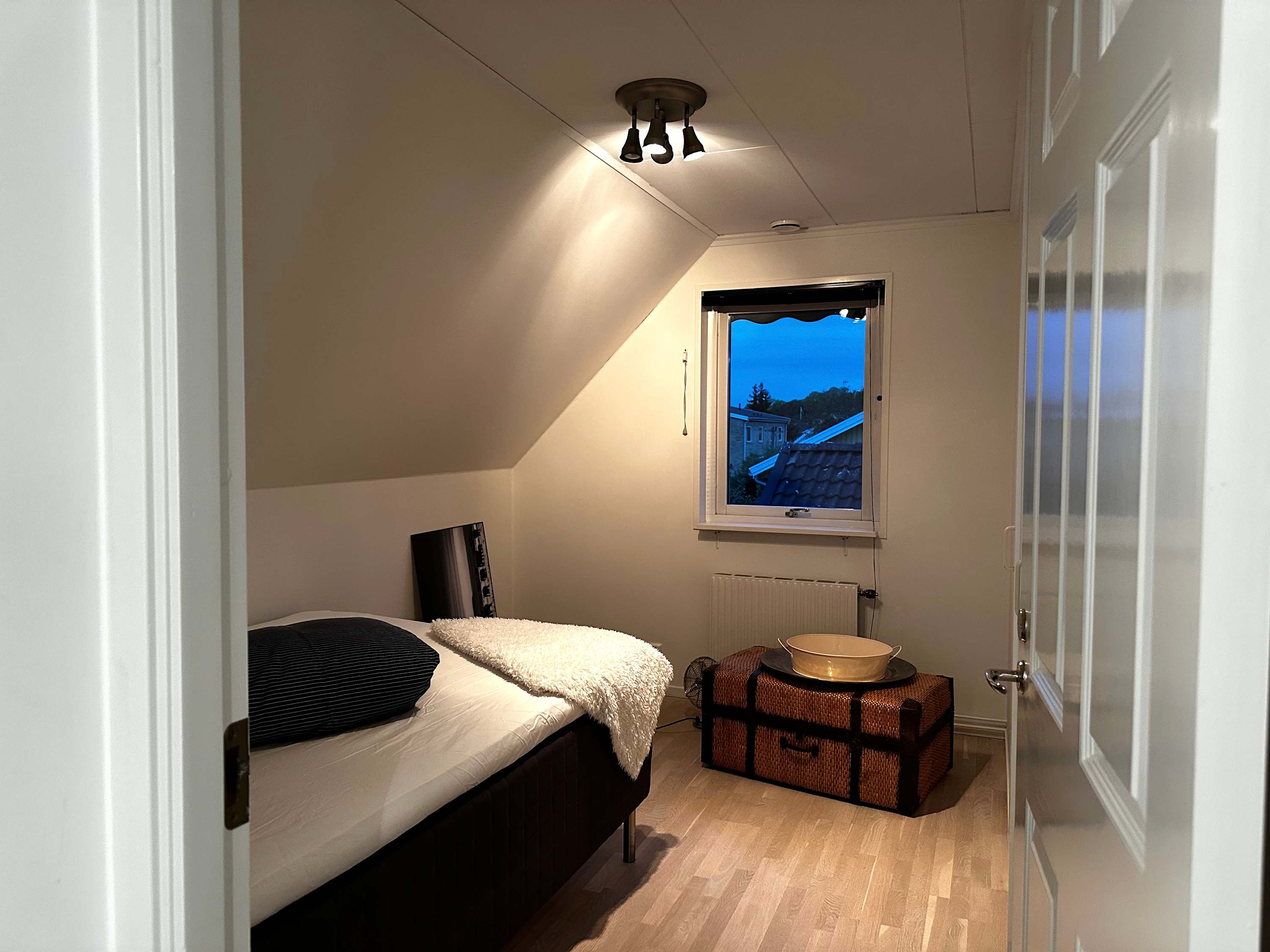 Luxury Villa with Hot Tub & Sauna, Near Downtown Stockholm - Photo 25