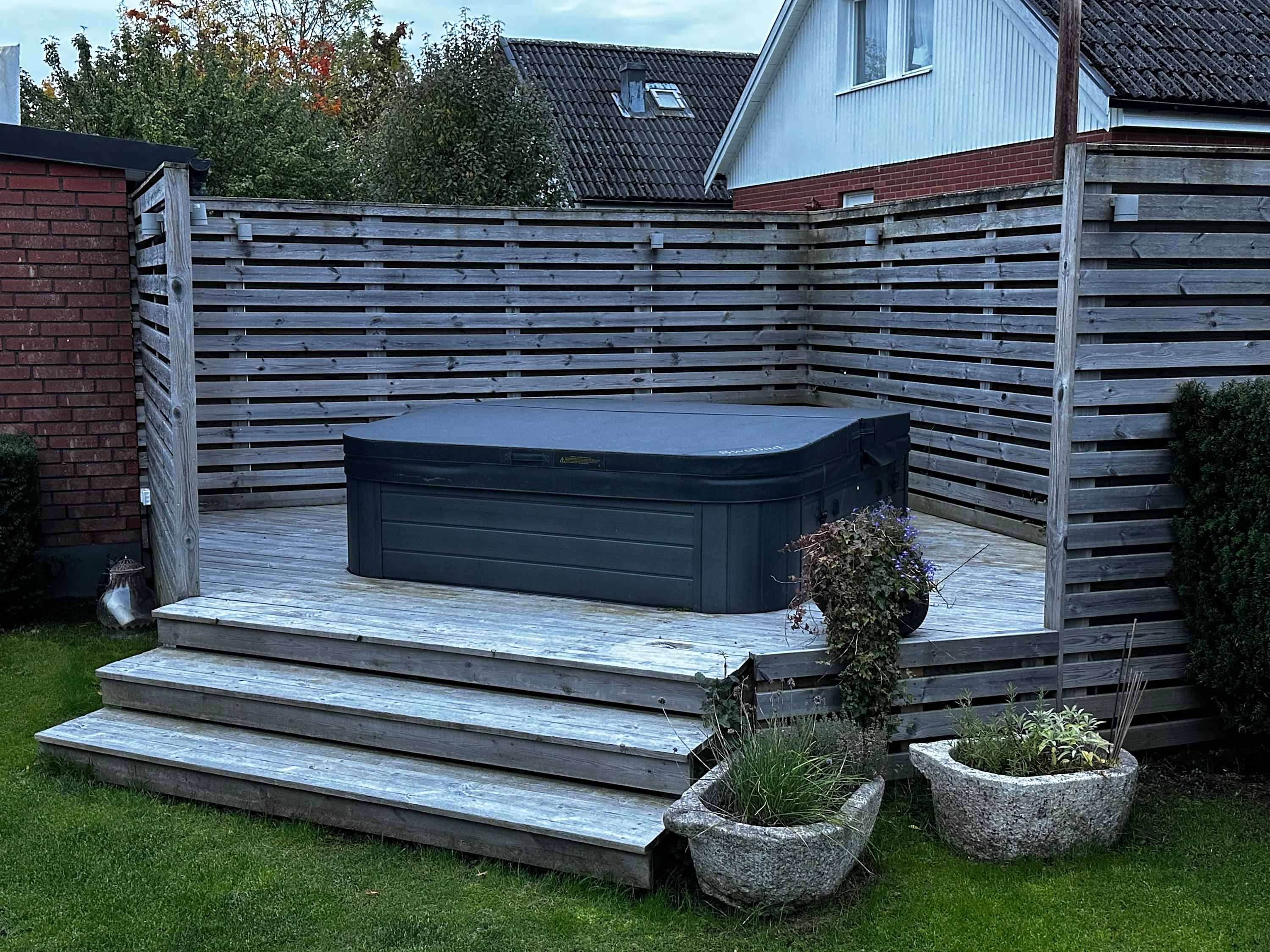 Luxury Villa with Hot Tub & Sauna, Near Downtown Stockholm - Photo 8