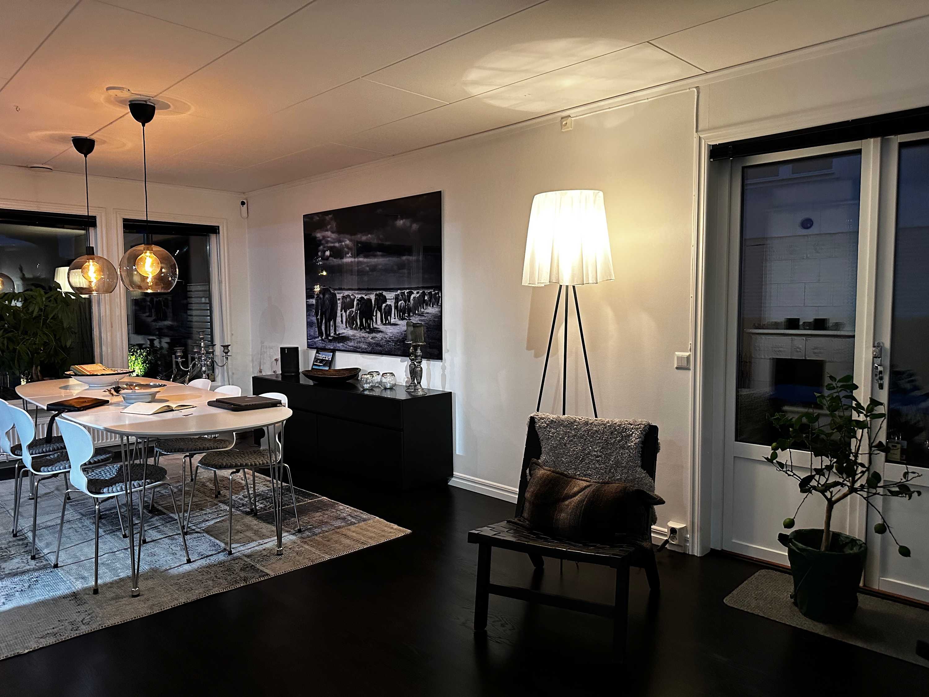Luxury Villa with Hot Tub & Sauna, Near Downtown Stockholm - Photo 13