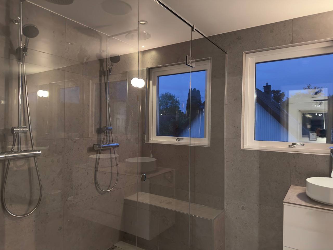 Luxury Villa with Hot Tub & Sauna, Near Downtown Stockholm - Photo 20
