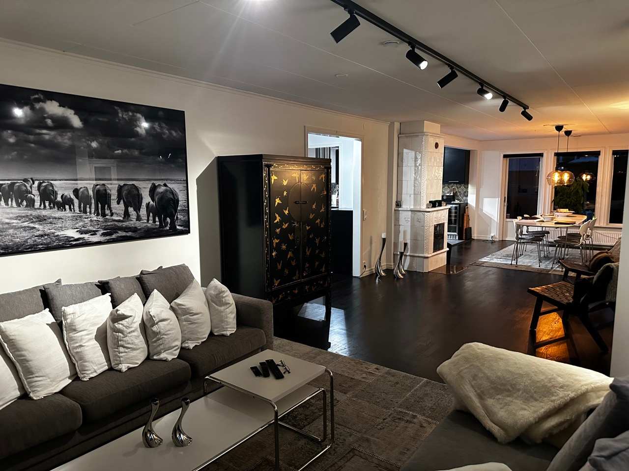 Luxury Villa with Hot Tub & Sauna, Near Downtown Stockholm - Photo 7
