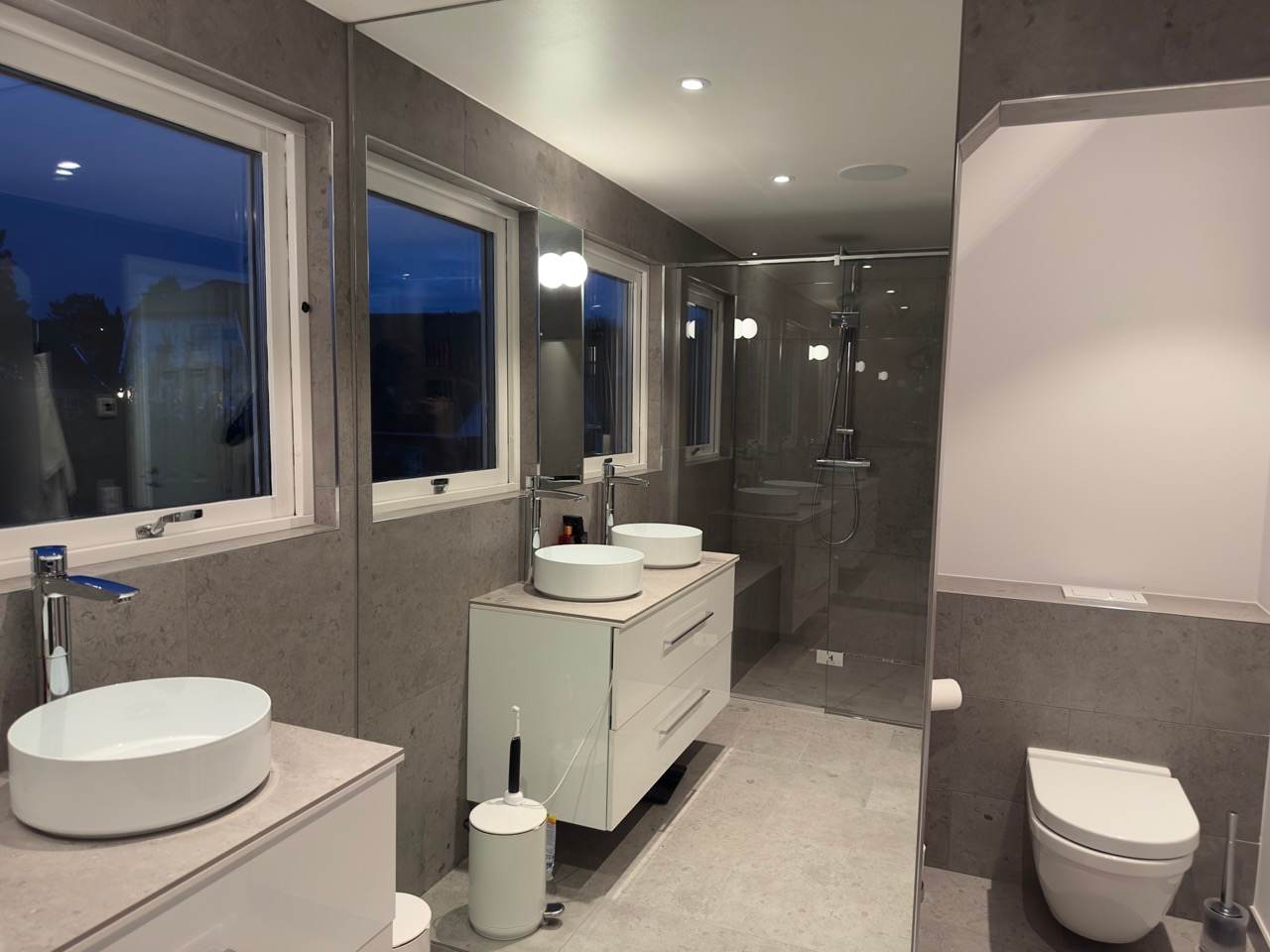 Luxury Villa with Hot Tub & Sauna, Near Downtown Stockholm - Photo 21