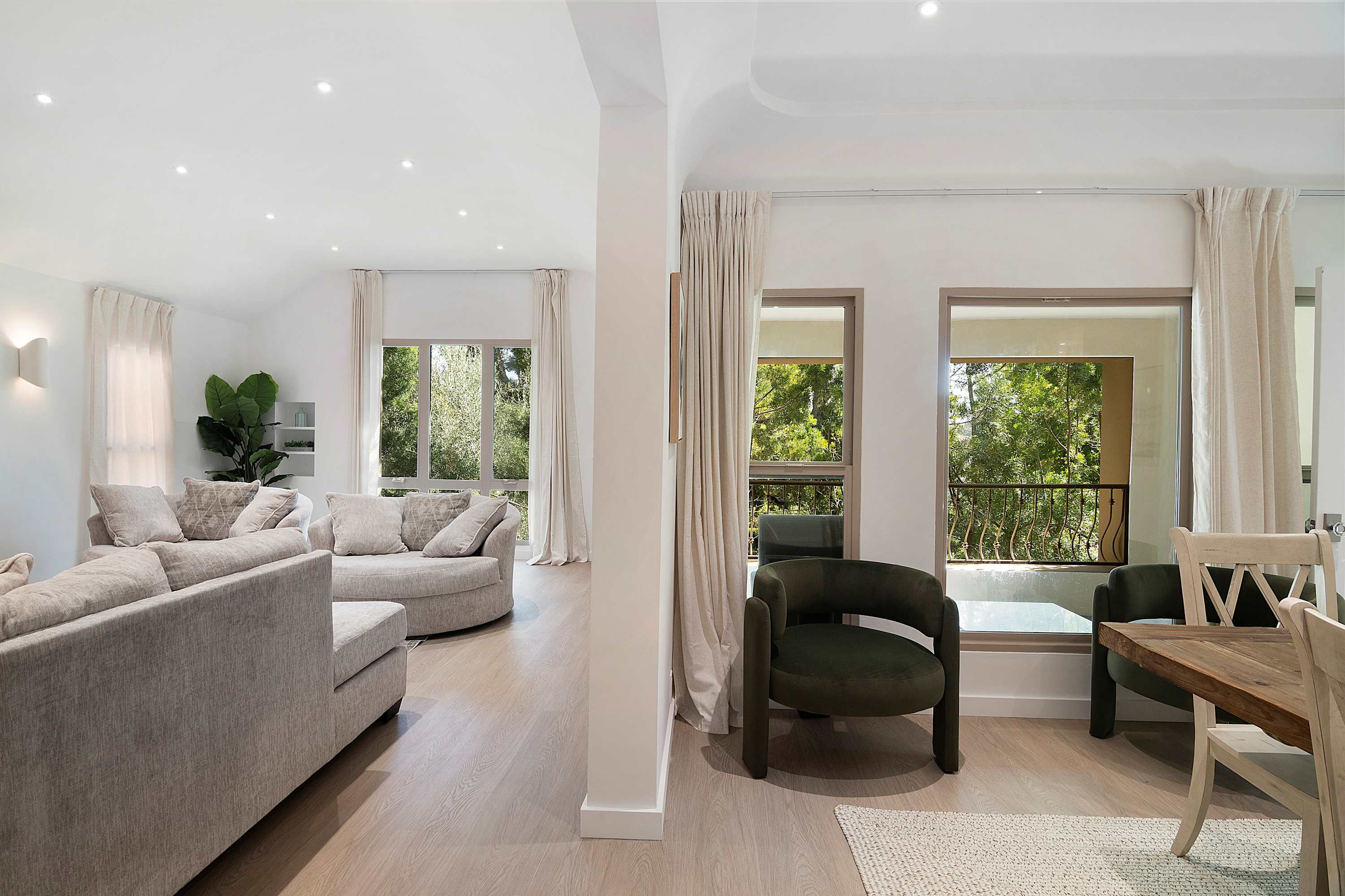 Remodeled Apartment · Near Beverly Hills & The Grove