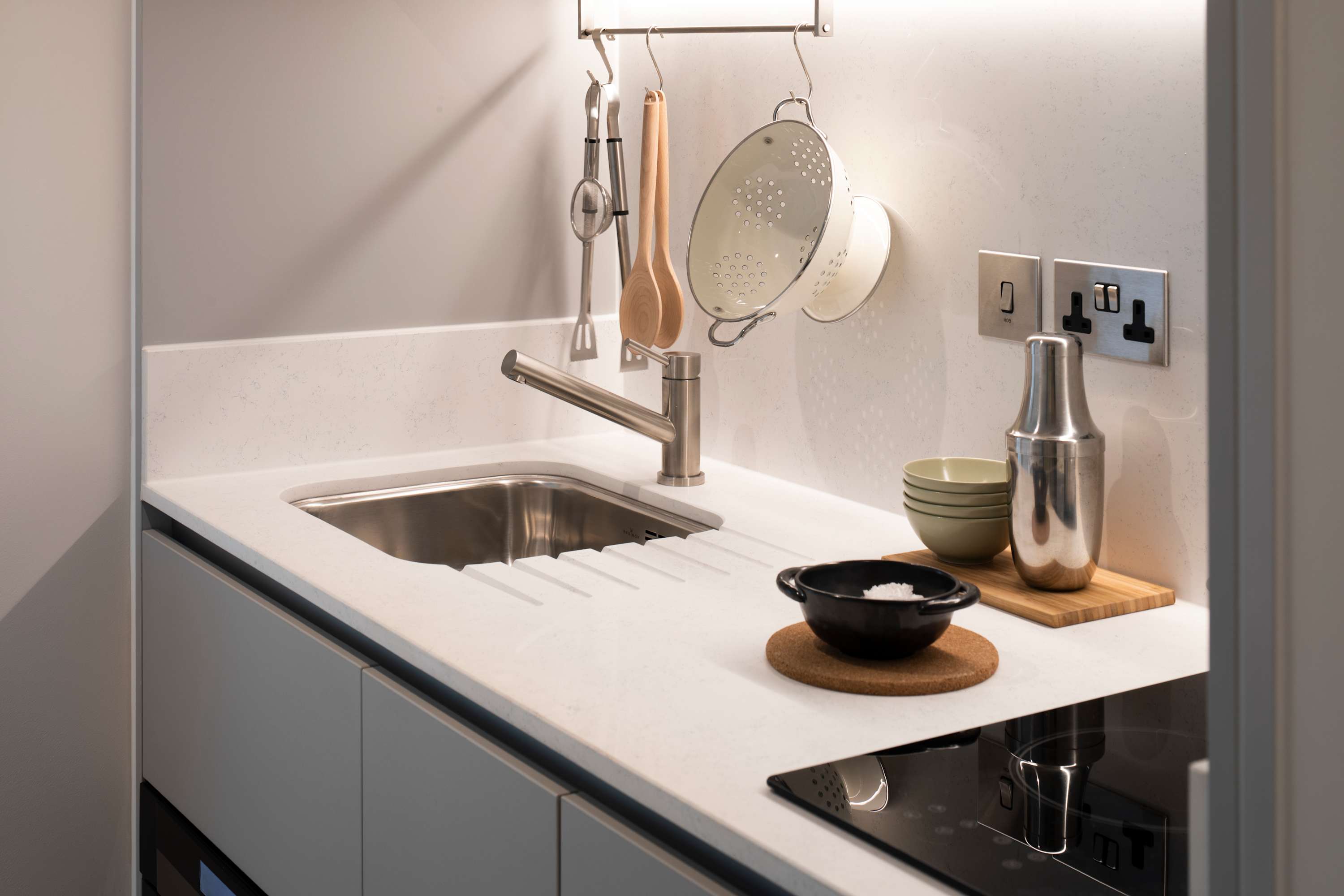 Studio Apartment Croydon Central : StayCozy
