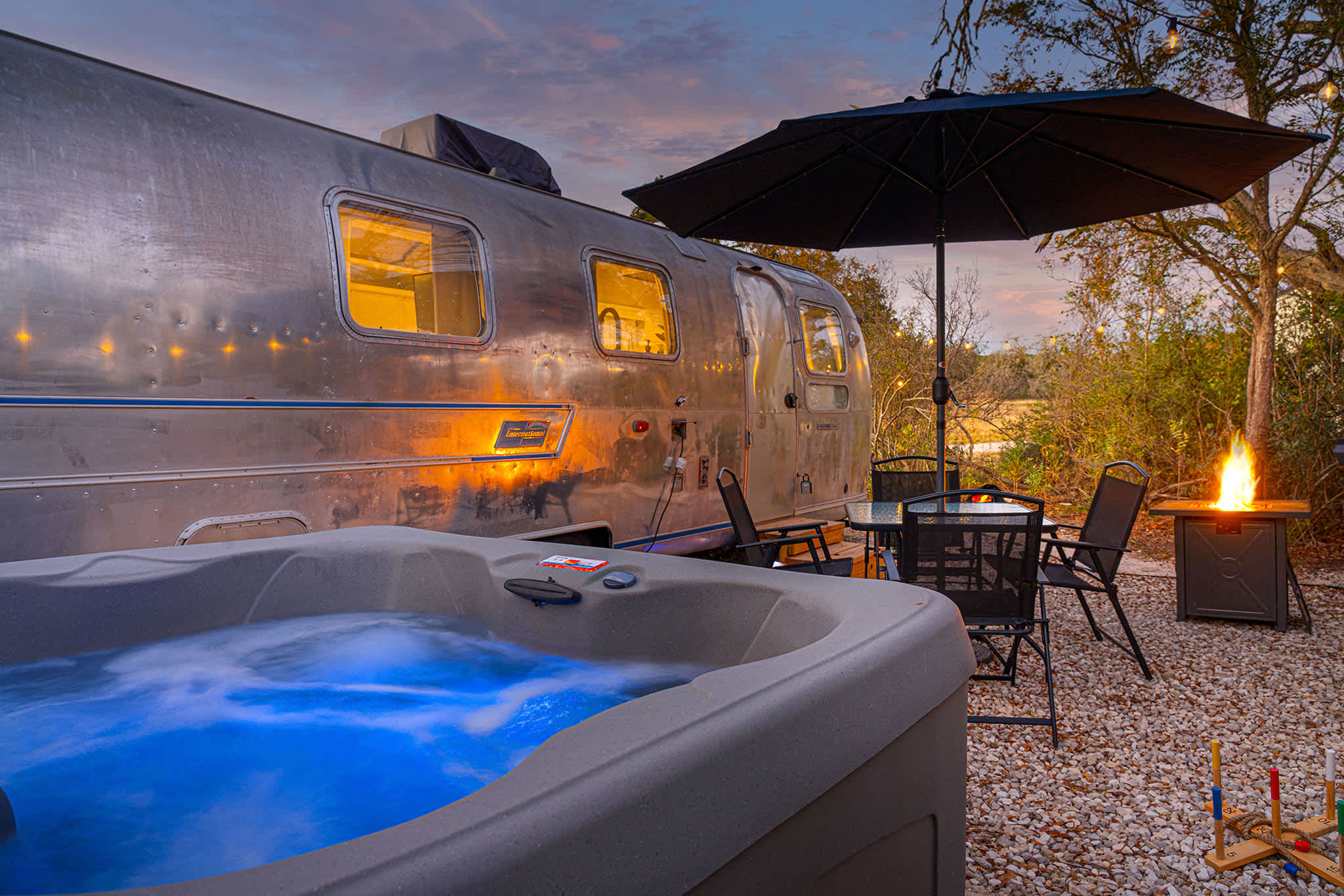 Running Buck Airstream 2 - Hot Tub & 5 Min to Main — Fredericksburg, TX — vacation rental