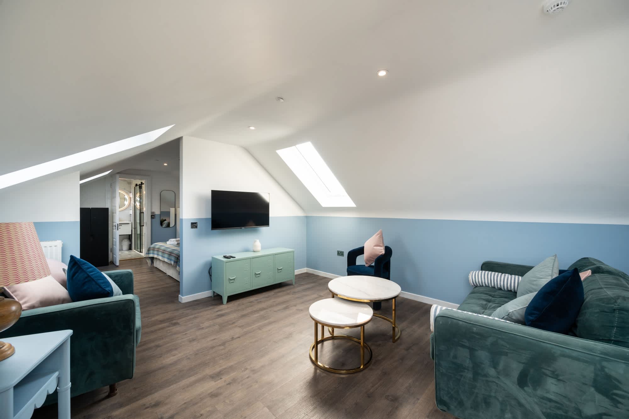 Luxury Studio Apartment (4th Floor - Room 15) — Edinburgh, Scotland — vacation rental