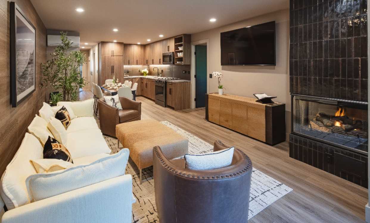 Newly Renovated 4BR, 3BA in Aspen's Core! 2