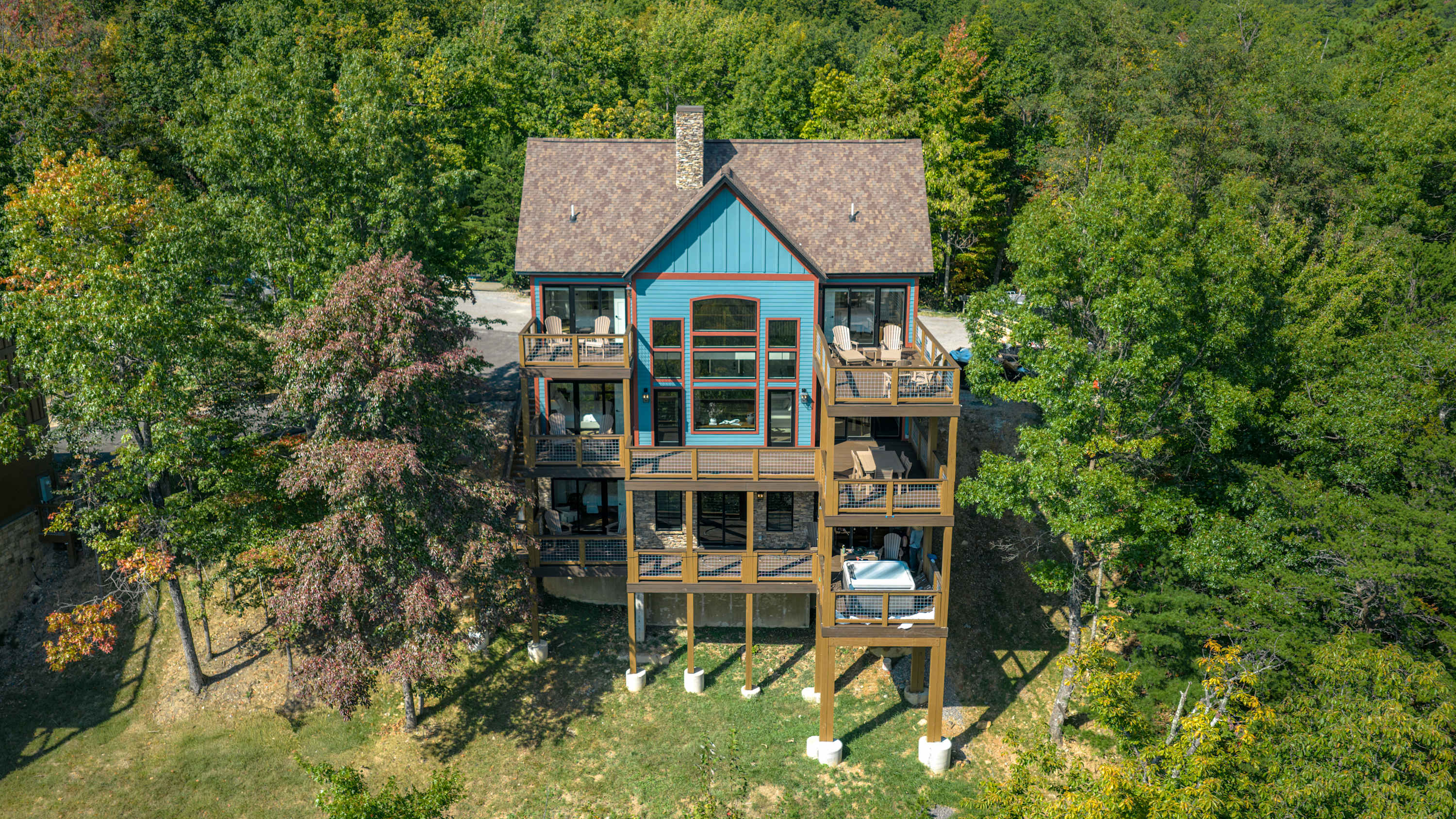 New! Hot Tub, Sauna, Arcade, Switch - Otter Run #1 — Gatlinburg, TN — vacation rental