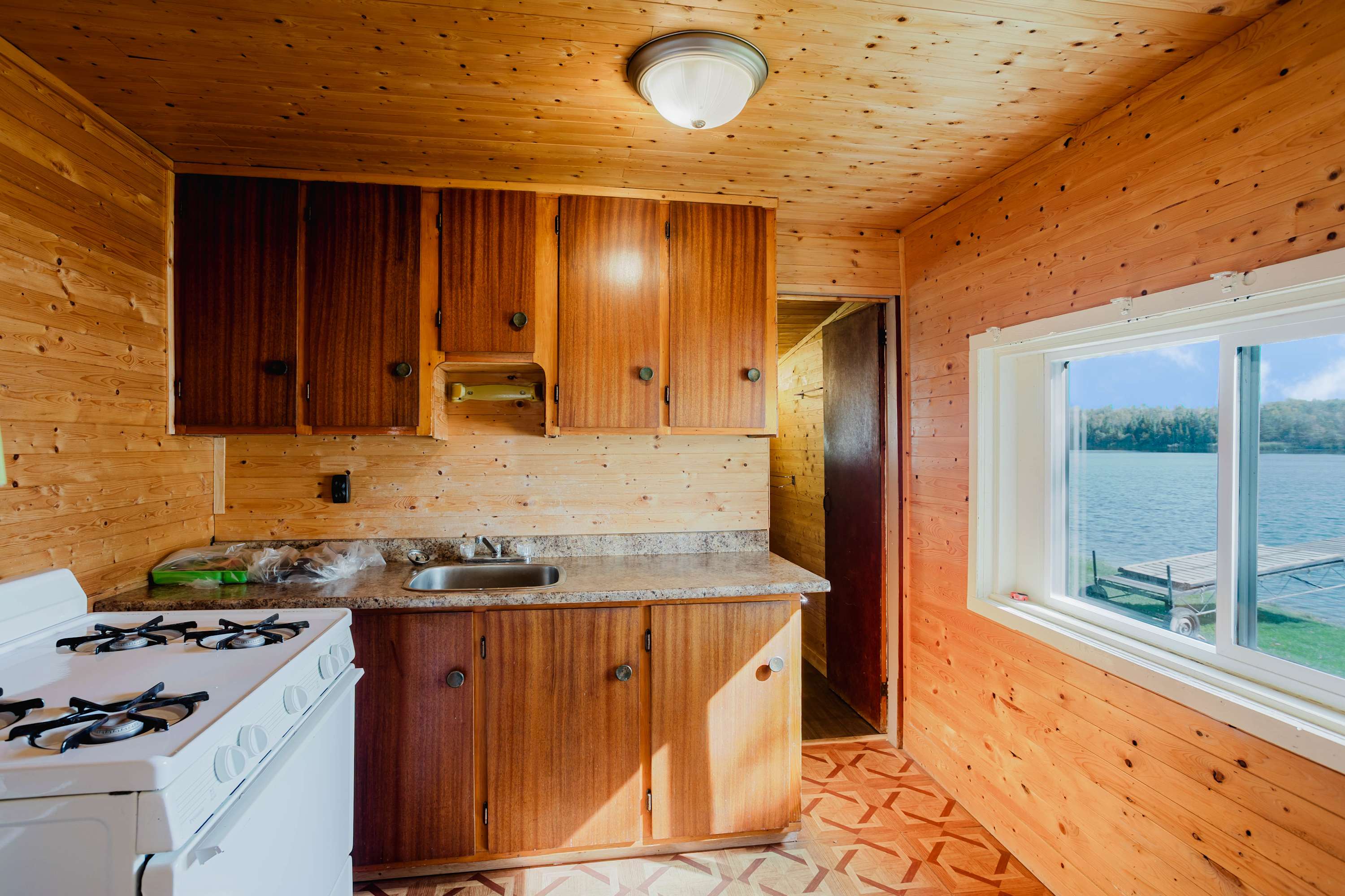 3-Bedroom Cottage at Katchawanooka Resort #4