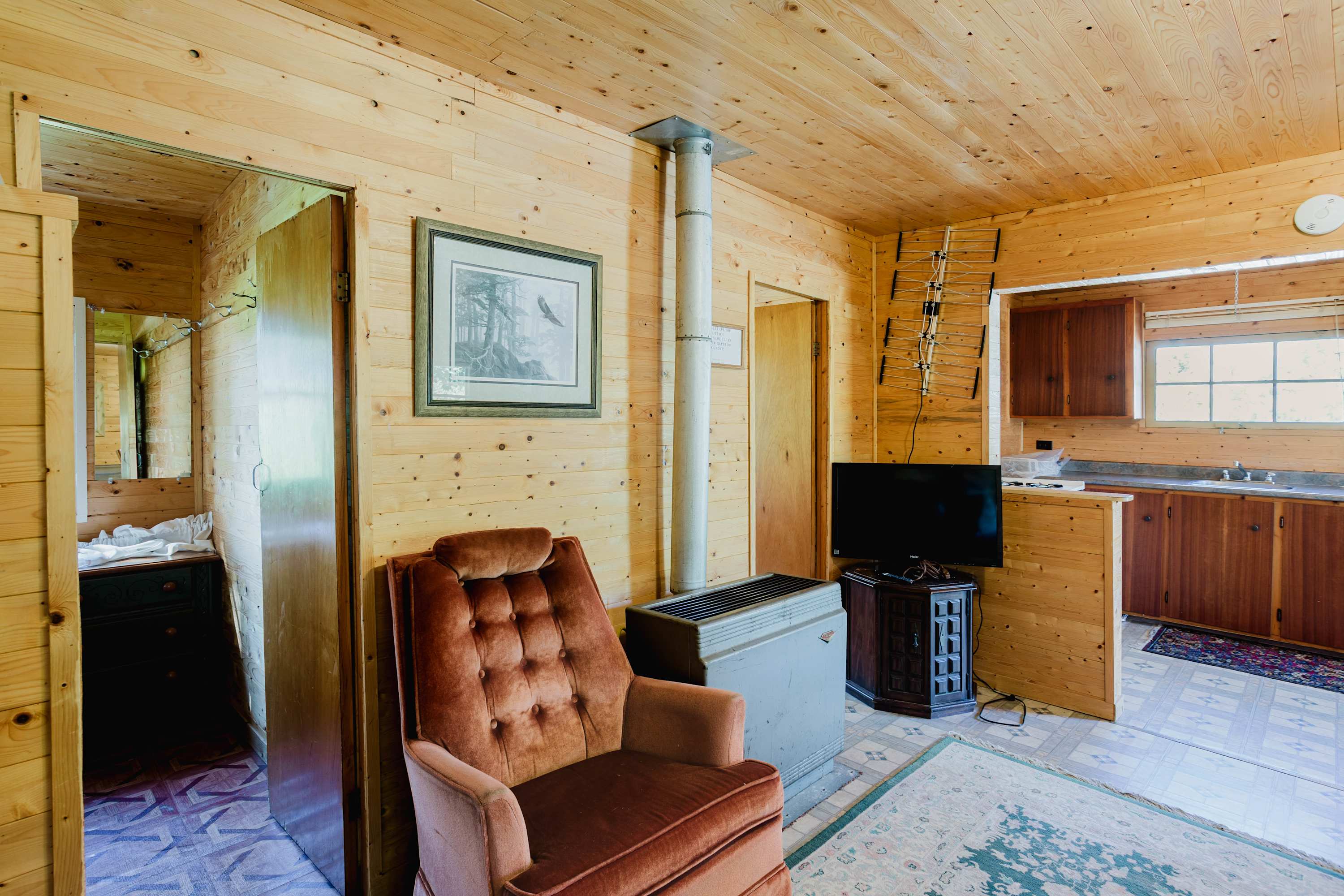 3-Bedroom Cottage at Katchawanooka Resort #8
