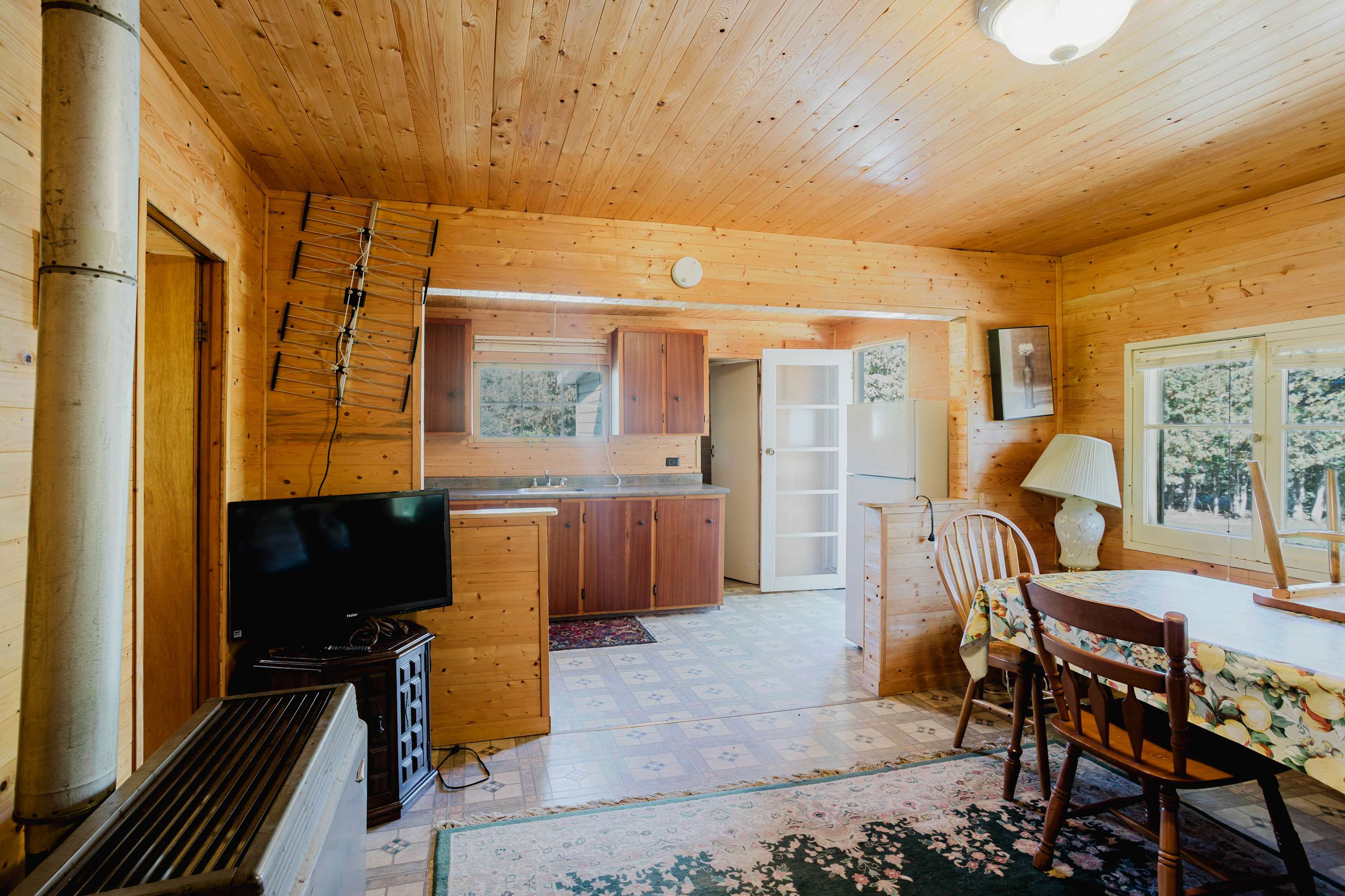 3-Bedroom Cottage at Katchawanooka Resort #8