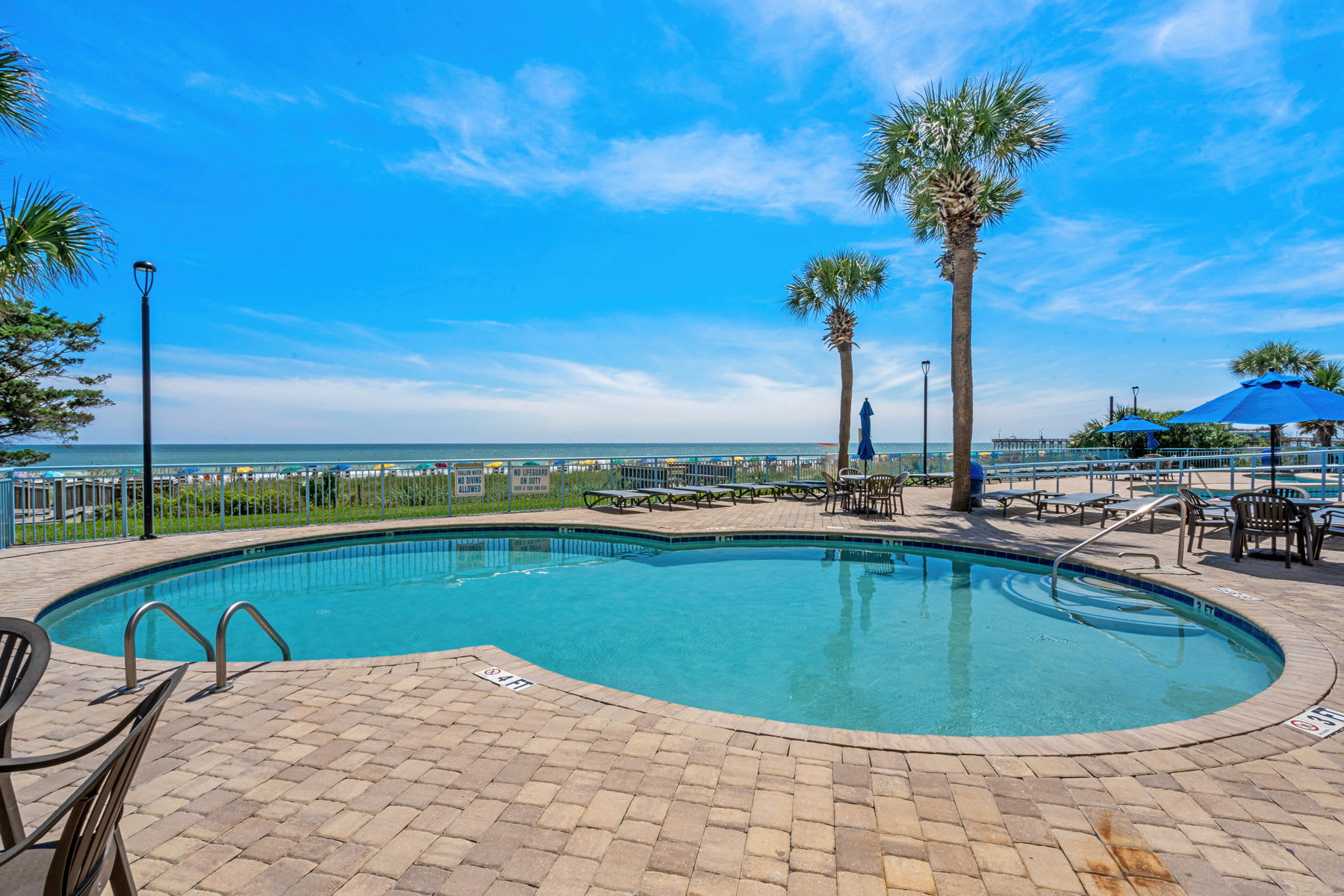 Roxanne Towers Penthouse 6 Oceanfront 3