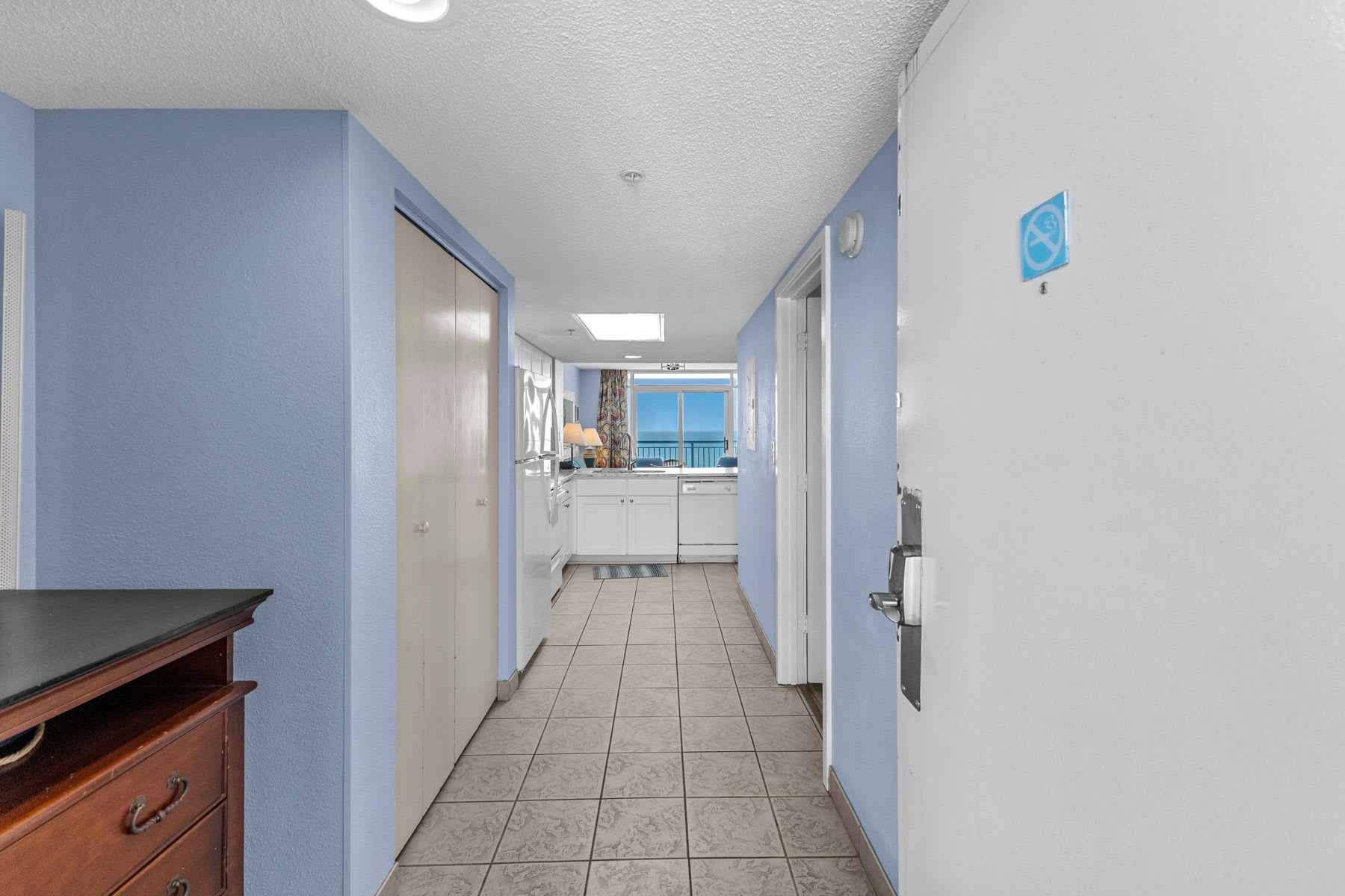 Roxanne Towers Penthouse 6 Oceanfront | Photo 25