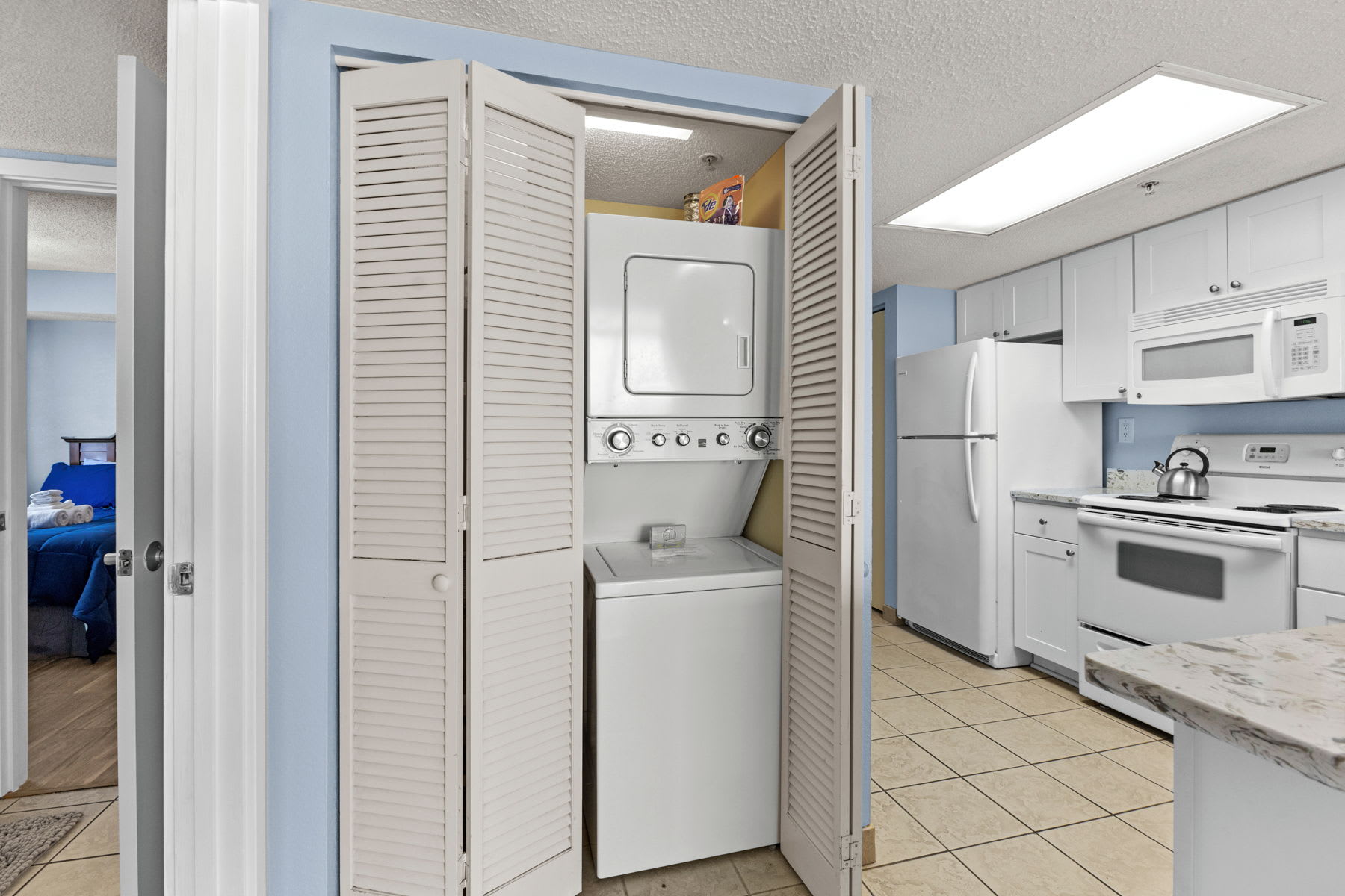 Roxanne Towers Penthouse 6 Oceanfront | Photo 26