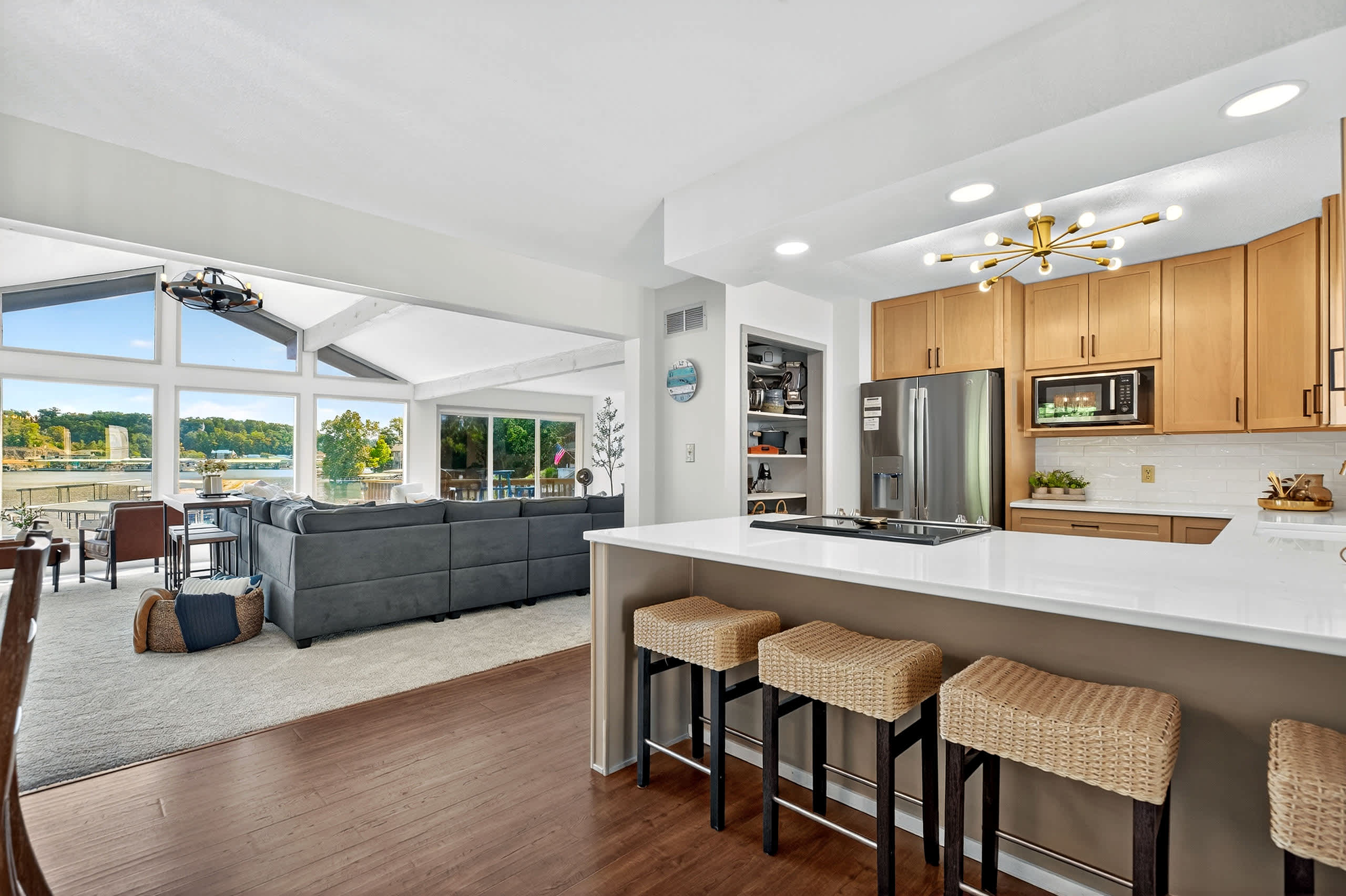 Lake Home Oasis - Sleeps 18 7