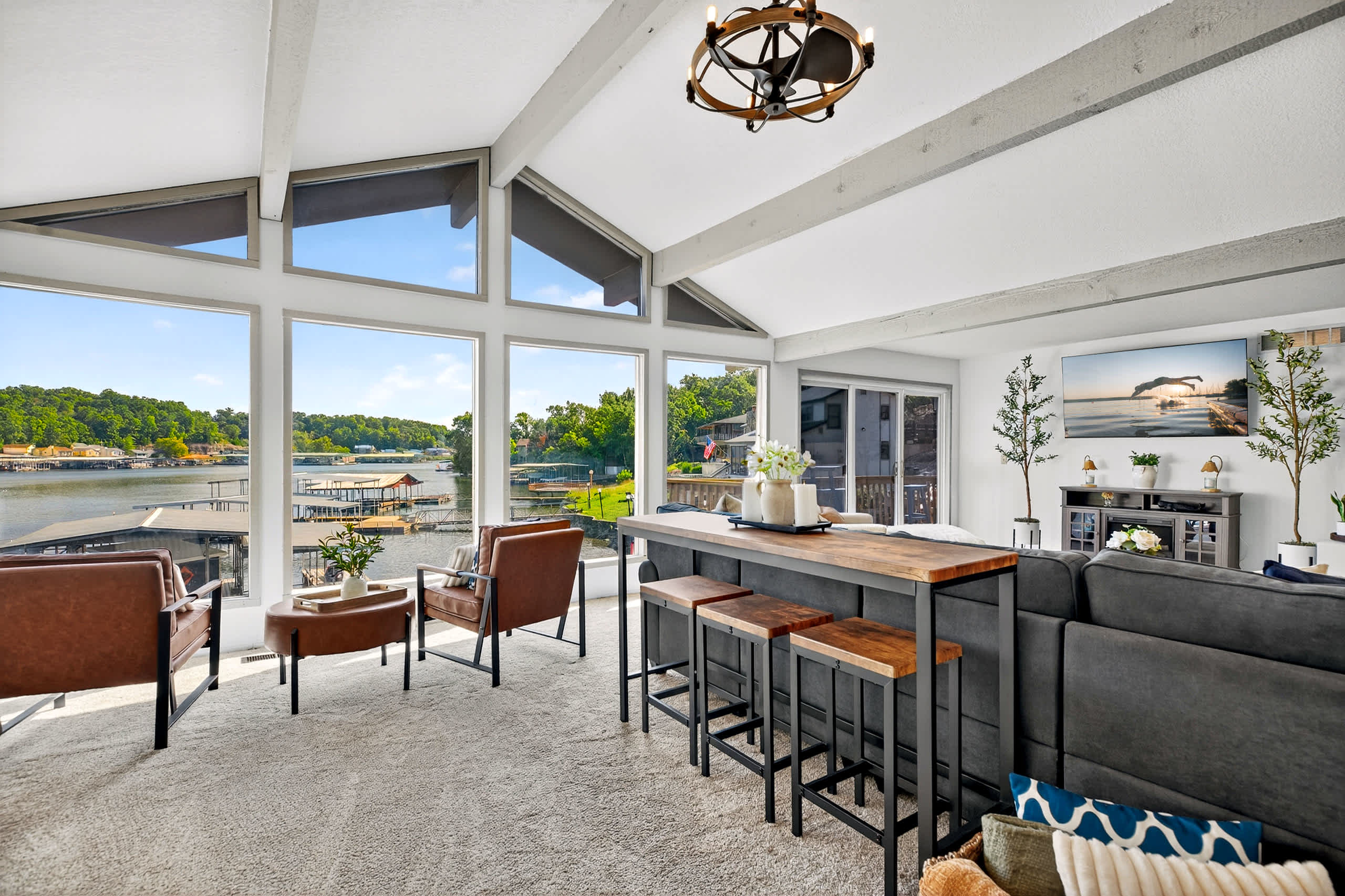 Lake Home Oasis - Sleeps 18 3