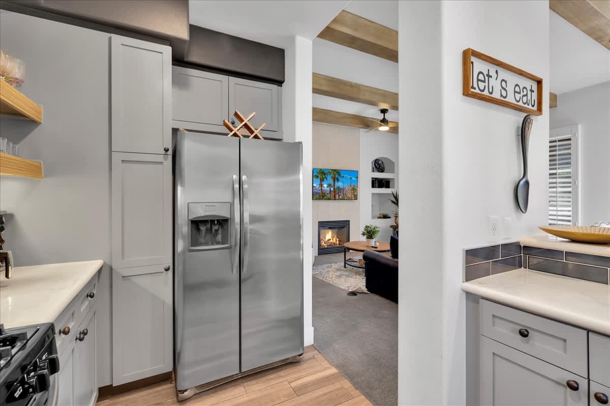 Luxurious Remodeled Villa in La Quinta #A - Photo 5