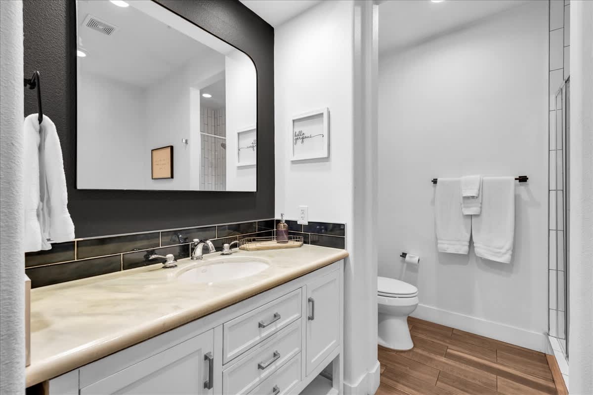 Luxurious Remodeled Studio in La Quinta #C - Photo 5