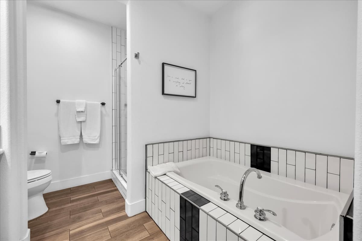 Luxurious Remodeled Studio in La Quinta #C - Photo 4