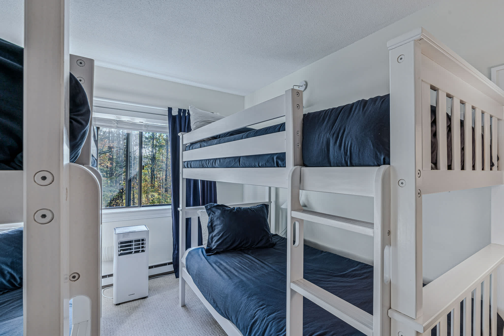 Cozy Deck, Fireplace & Views | Sugar Hill 1D