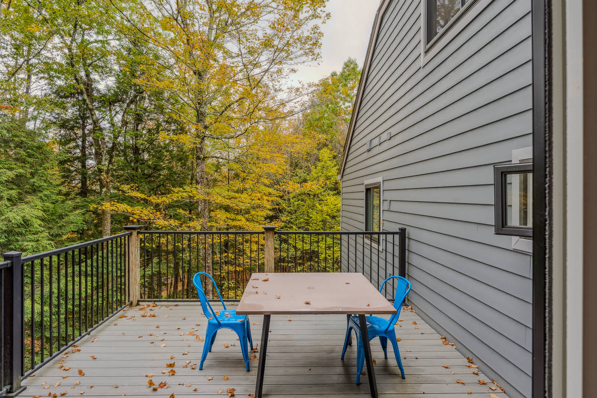 Steps to Ski Hill, Game Room, Club | Kingswood 6F