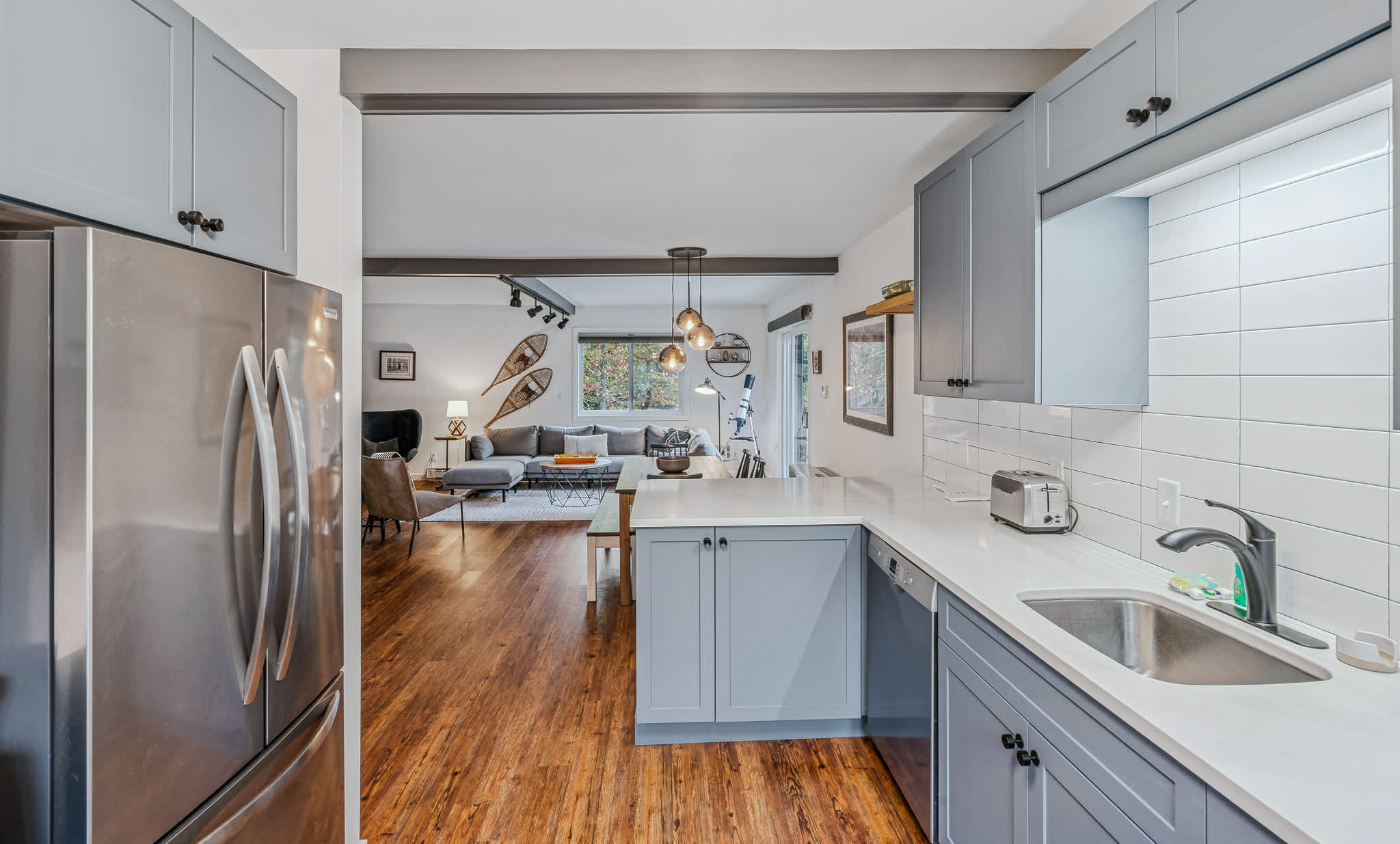 Steps to Ski Hill, Game Room, Club | Kingswood 6F