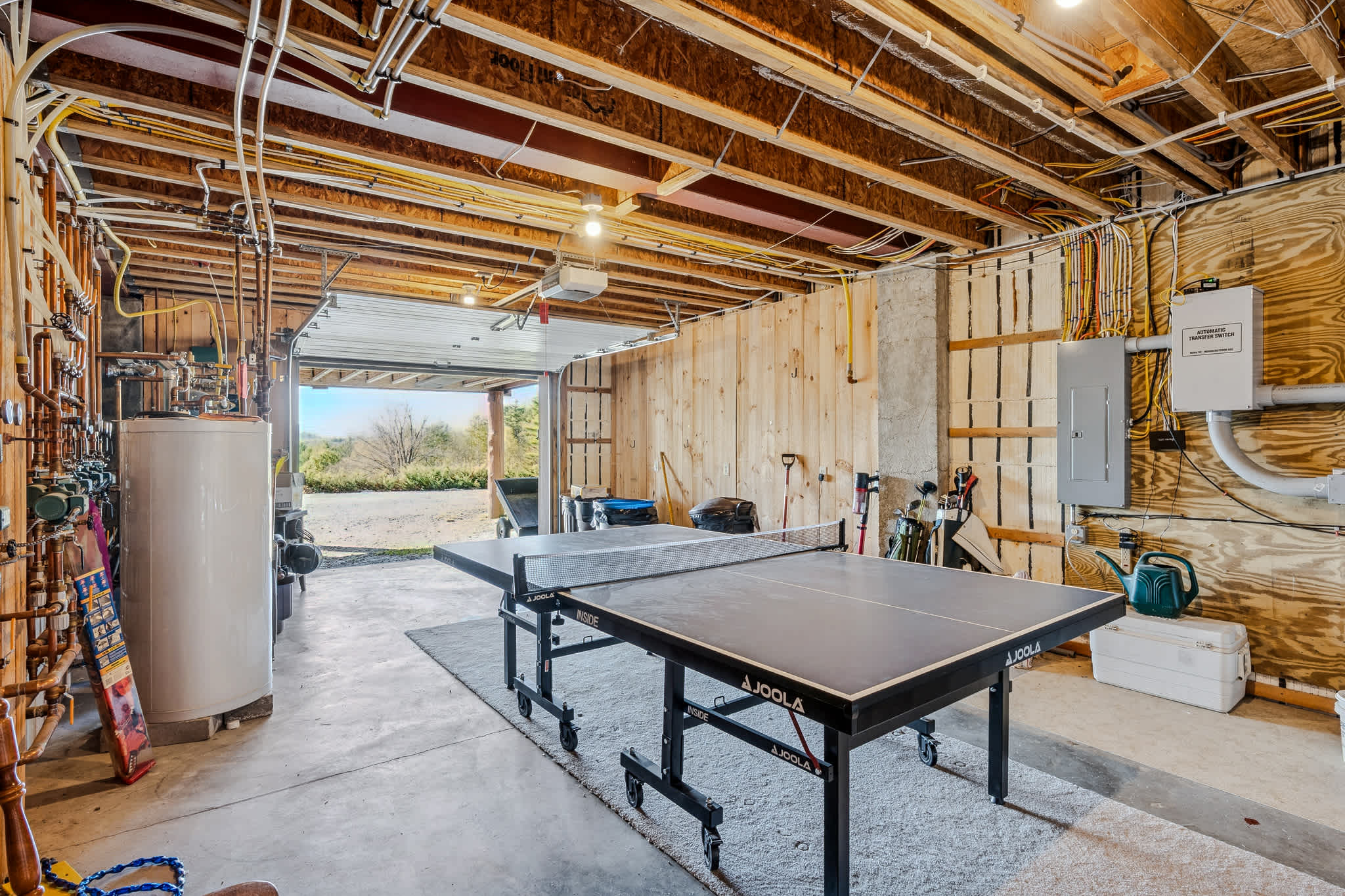 Hot Tub, Firepit, Mtn Views! | Spruce Moose Lodge