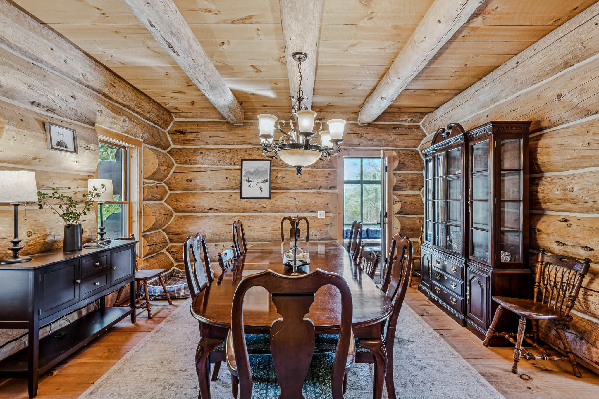 Hot Tub, Firepit, Mtn Views! | Spruce Moose Lodge