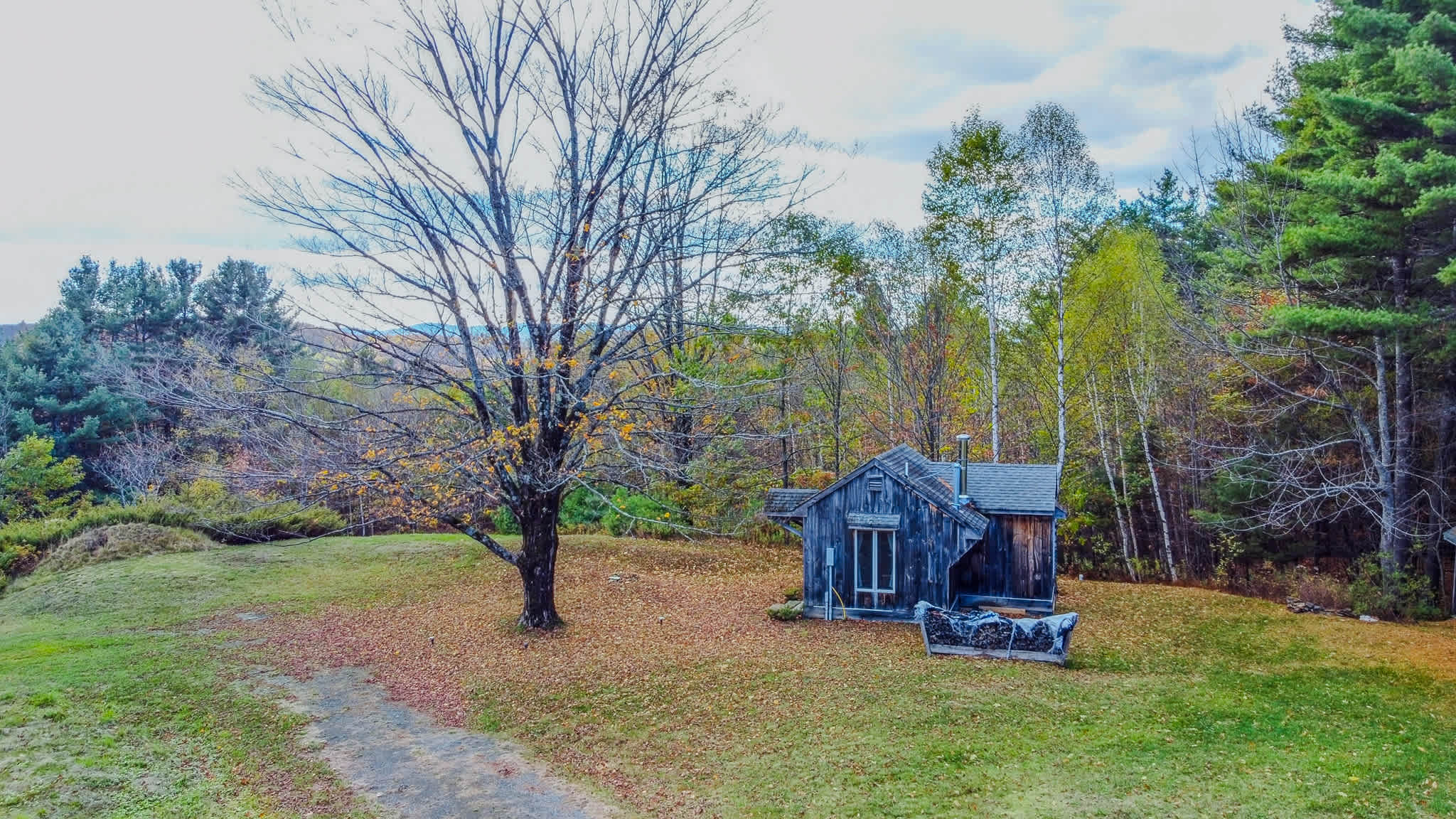 Hot Tub, Firepit, Mtn Views! | Spruce Moose Lodge