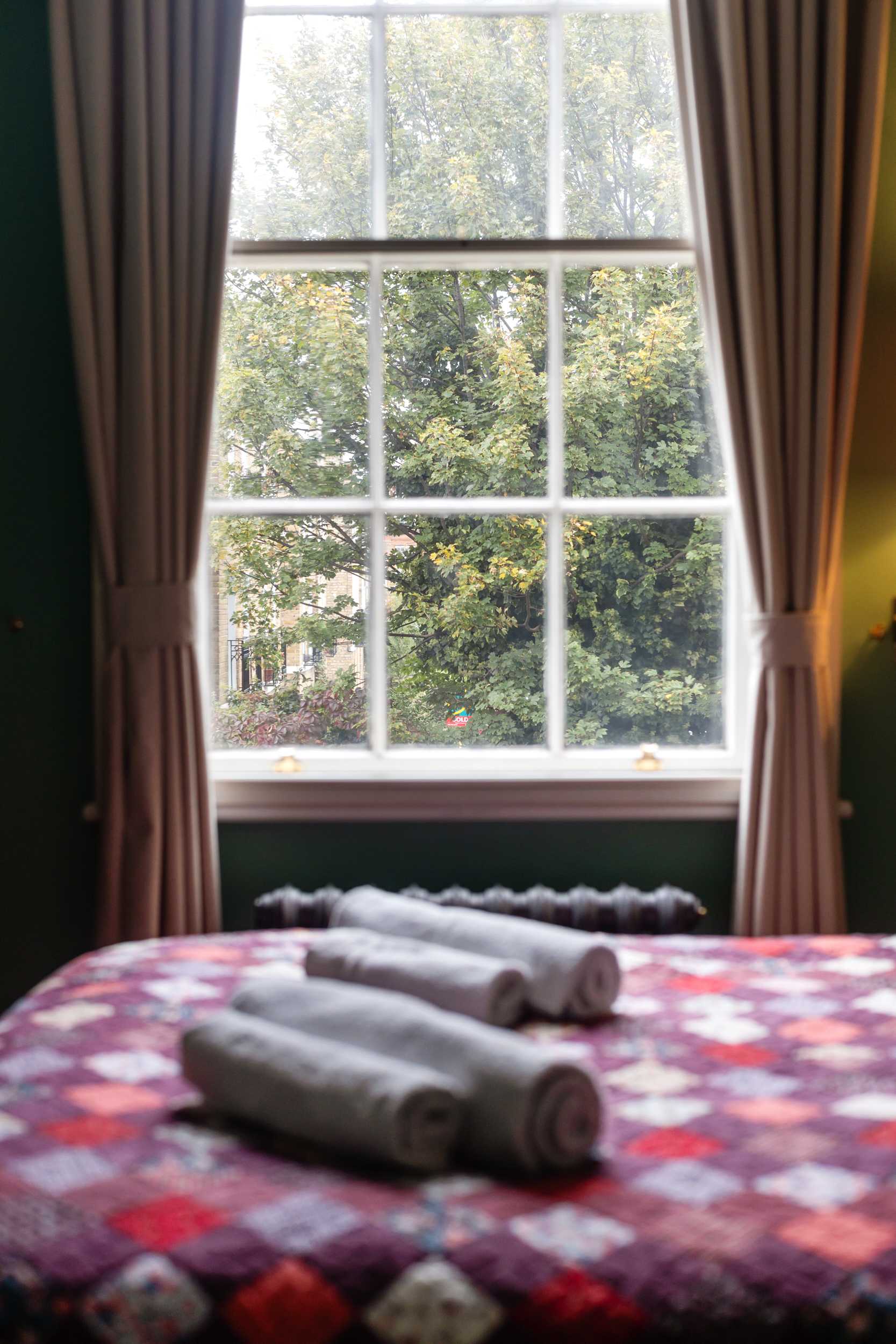 1820s 4BR Townhouse Sleeps 9 Near Tube by Omega in Bow Road 23 E3 2AD - Property image 24 - VivreStays