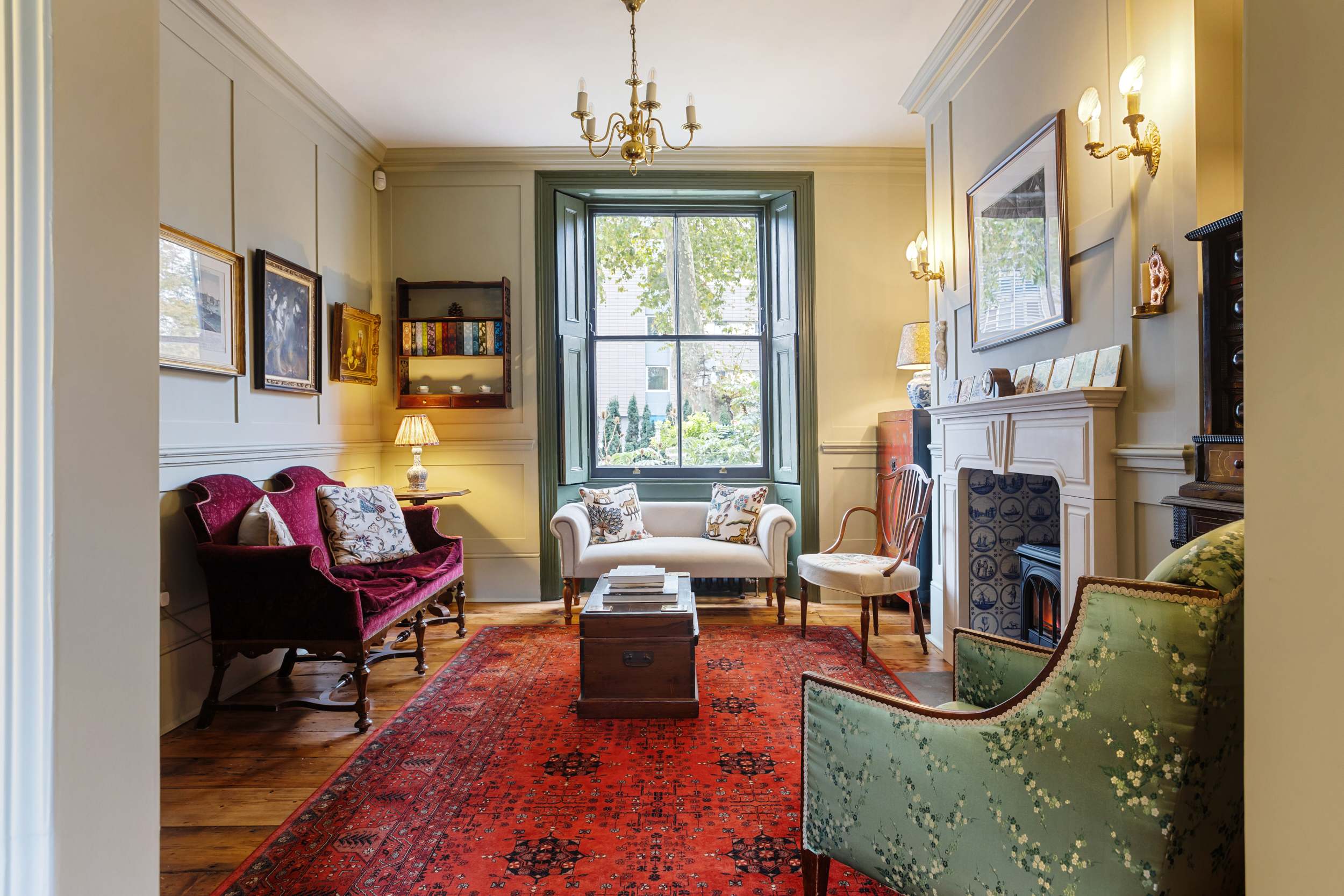 1820s 4BR Townhouse Sleeps 9 Near Tube by Omega in Bow Road 23 E3 2AD - Property image 4 - VivreStays