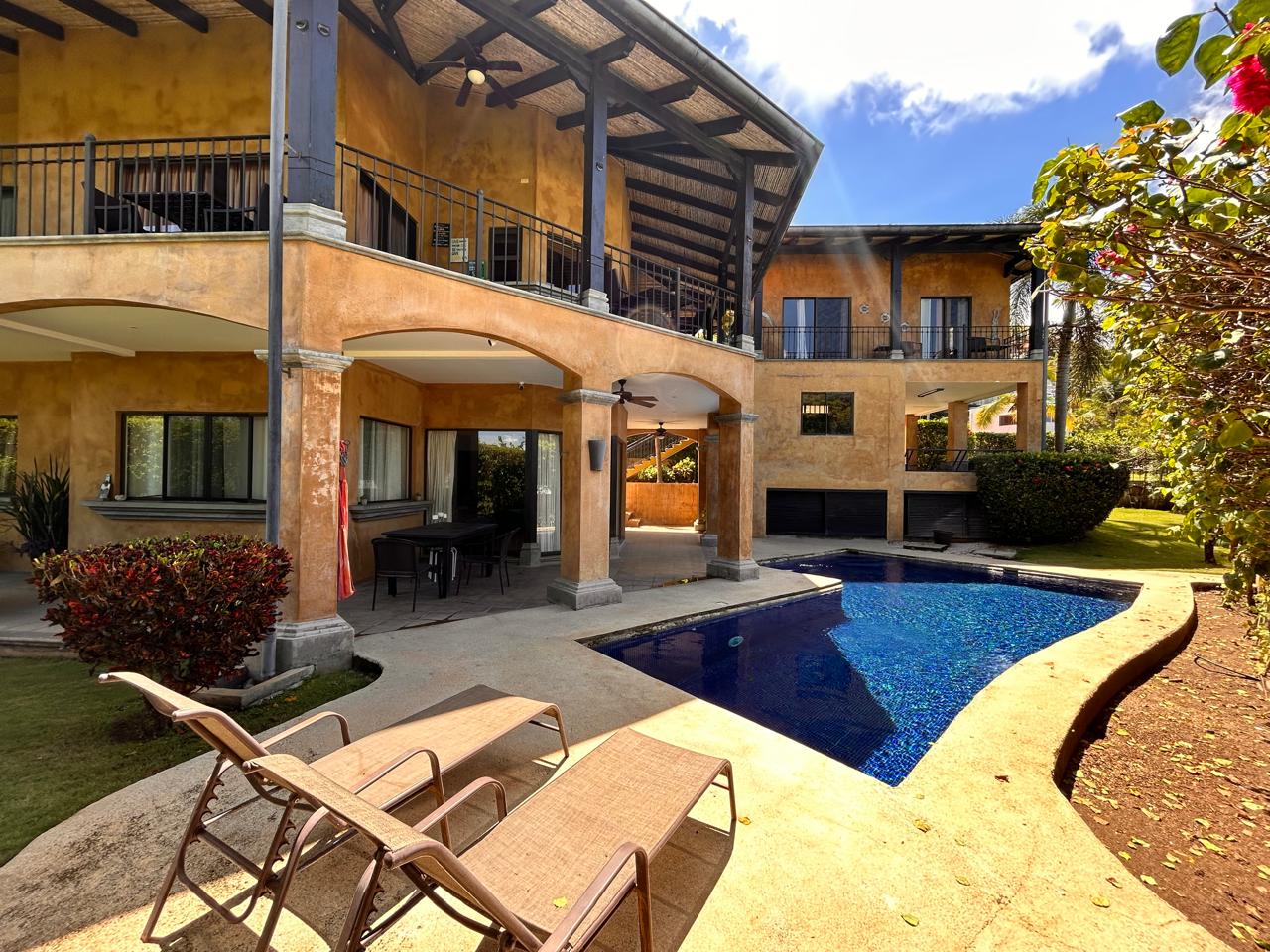 Casa de Vida - Private Tropical Retreat with Guest Casita and Pool in Playa Flamingo - Vacation Rental in Tamarindo, Costa Rica
