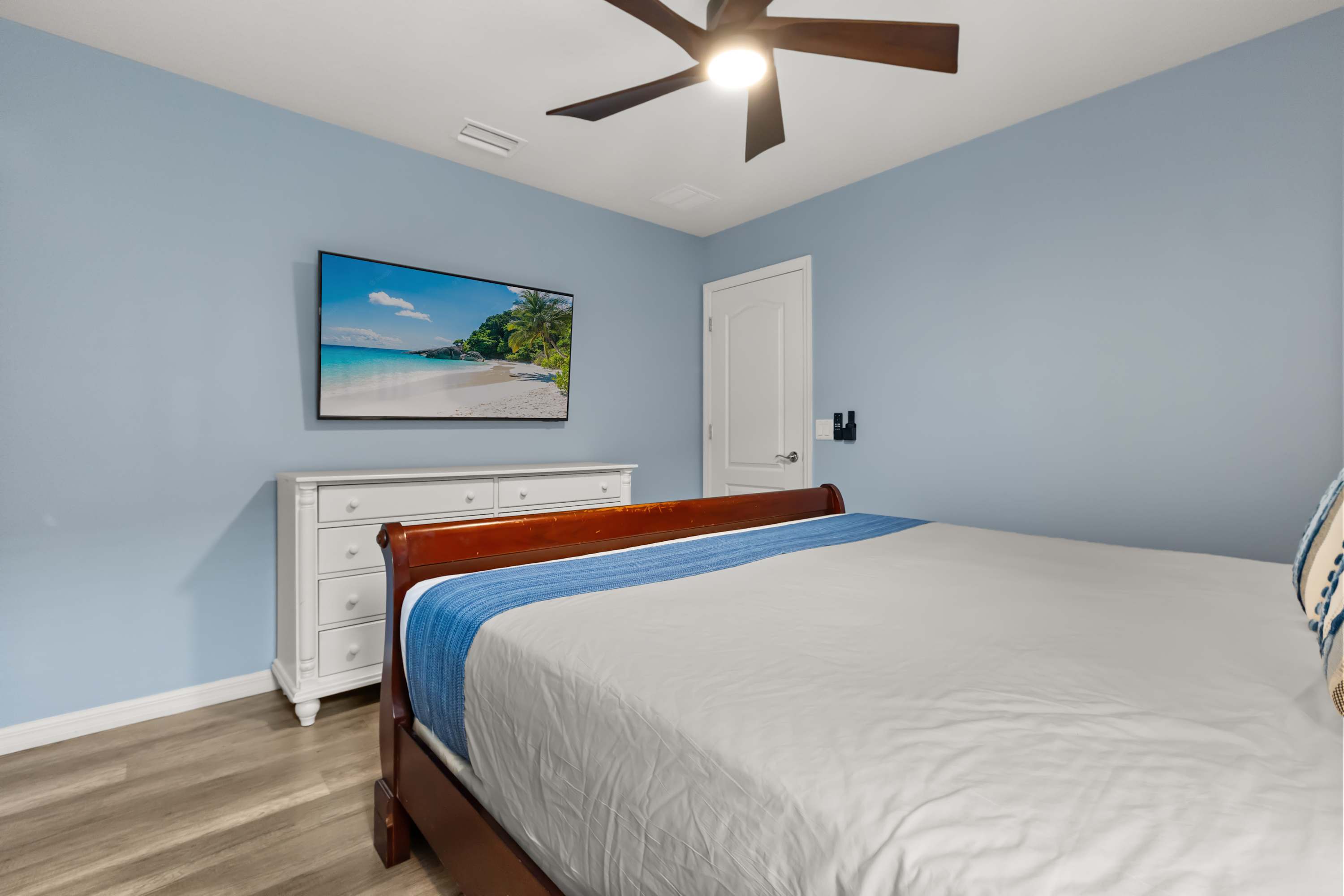 Upstay Renovated 9BR Home w Theater Games Room | Photo 26