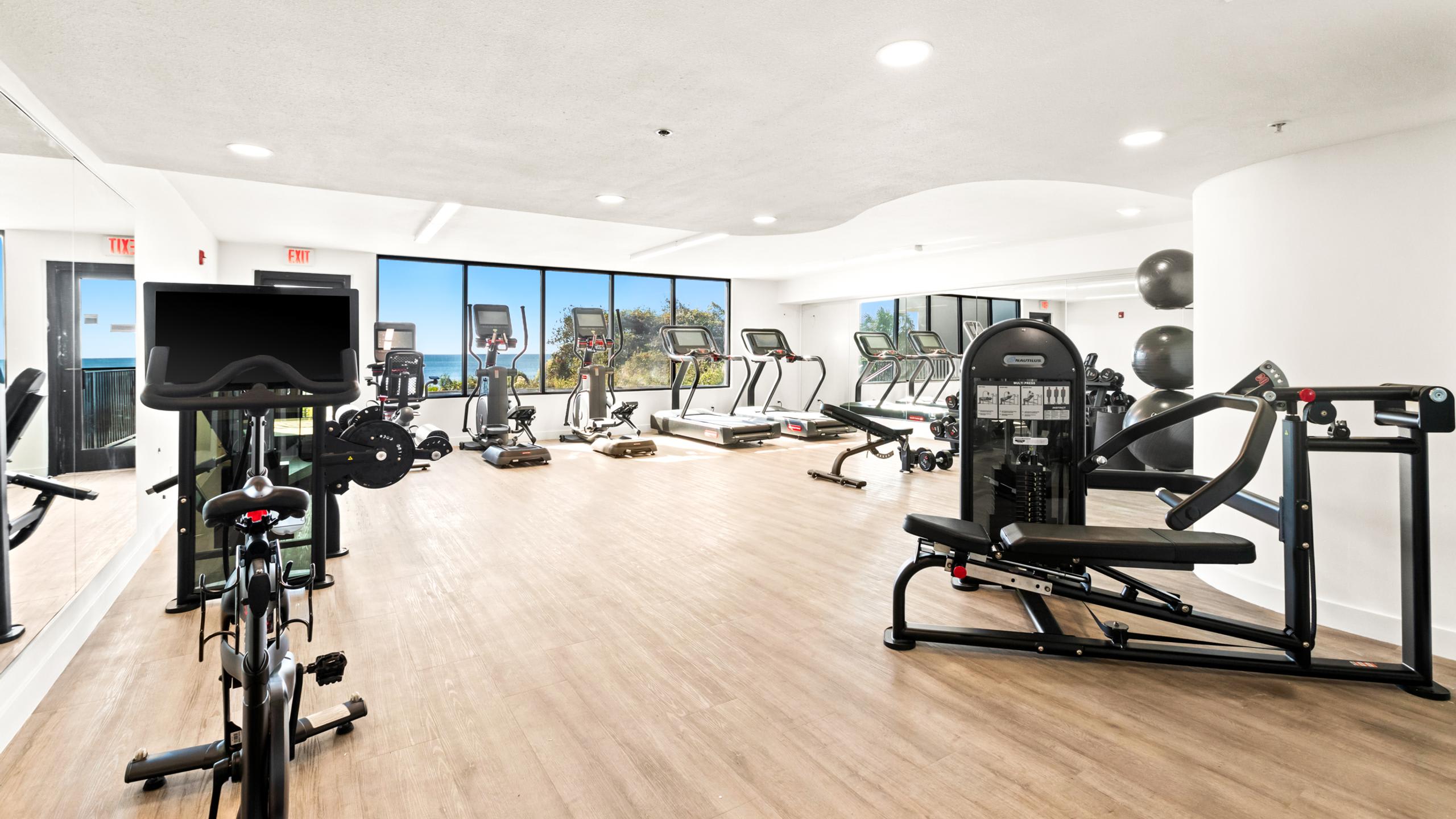 One Seagrove Place 0205 34