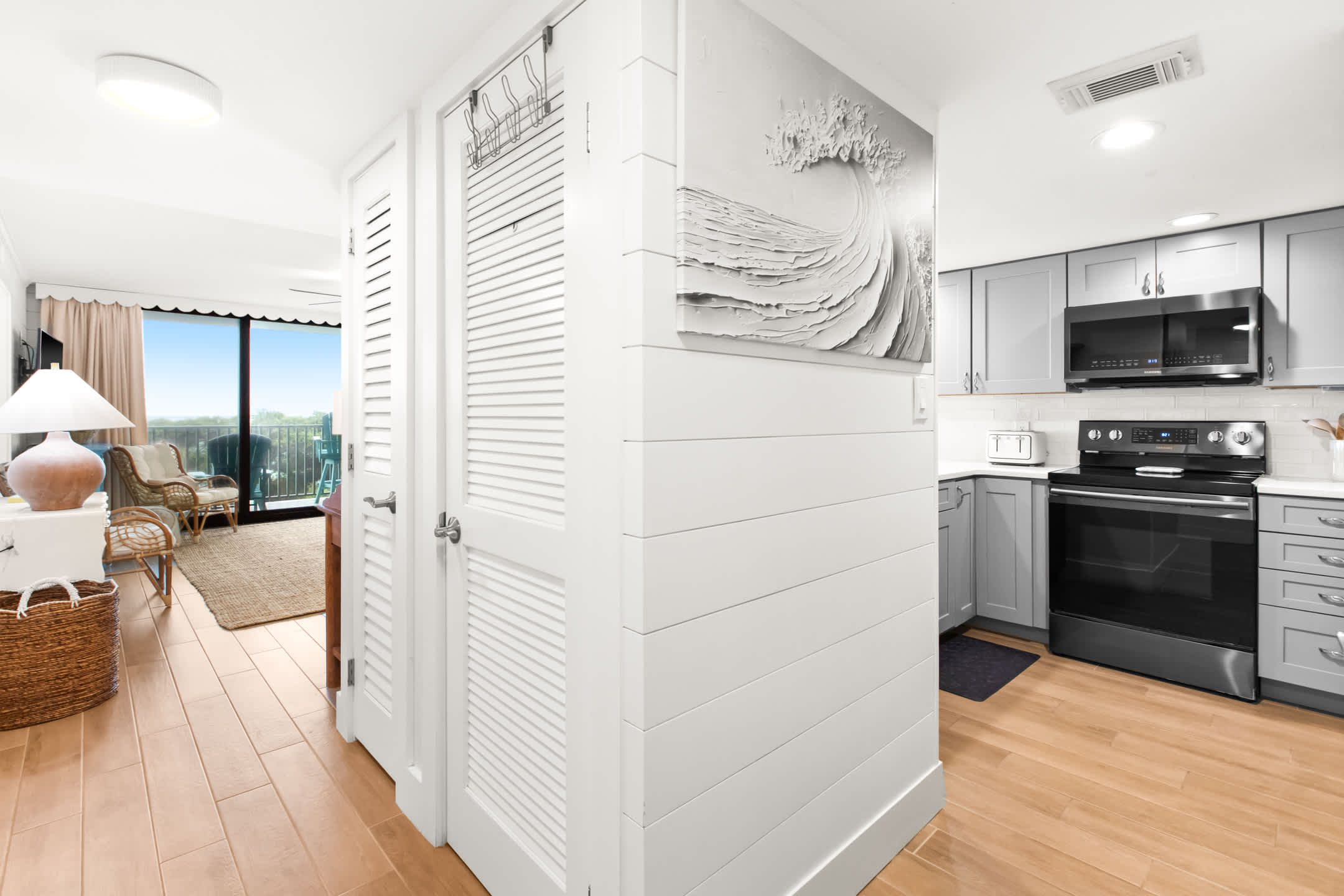 One Seagrove Place 0204 14