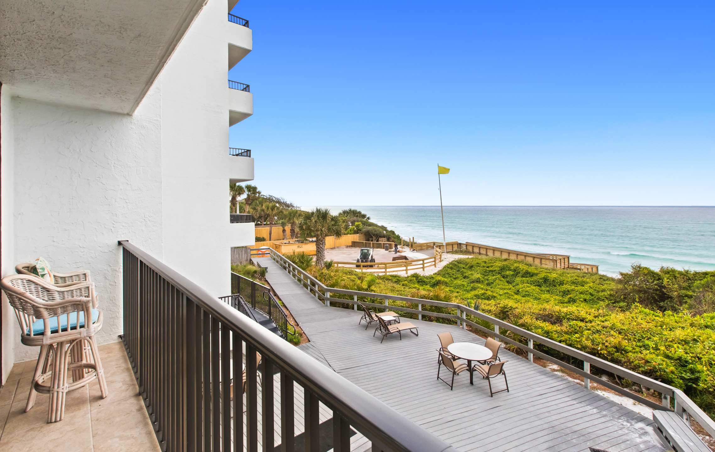 One Seagrove Place 0204 24