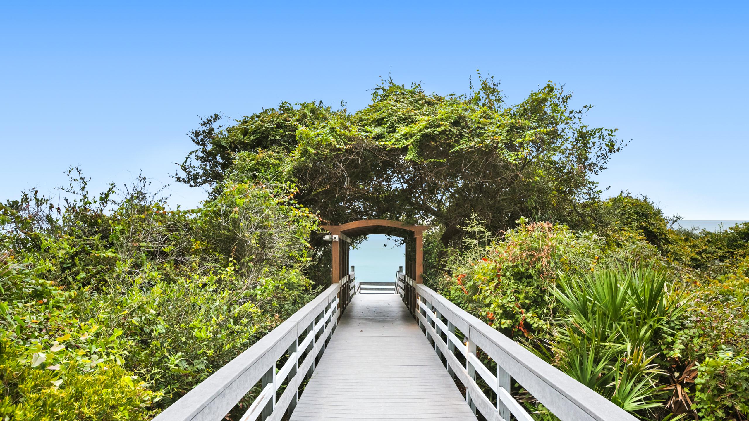 One Seagrove Place 0204 46