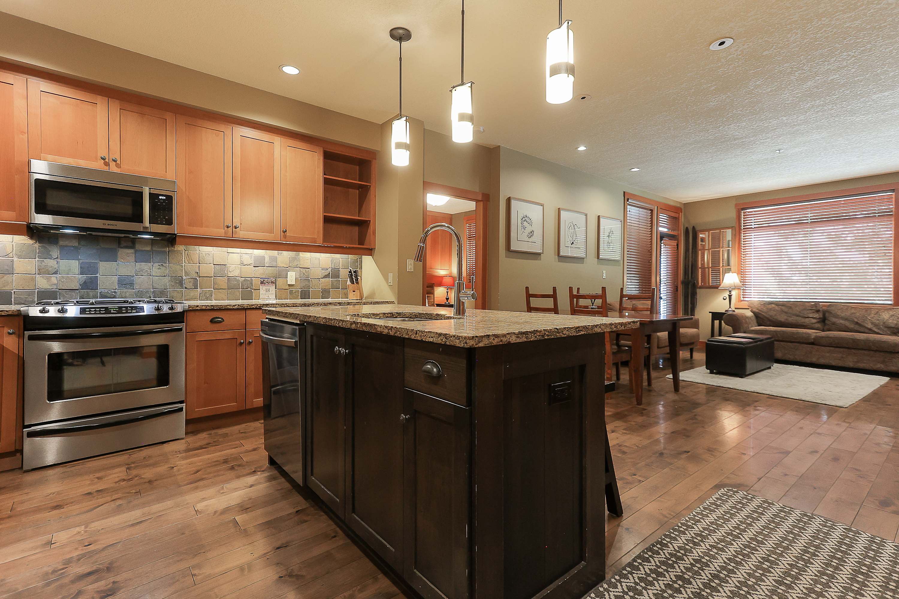 Three Bedroom | Sleeps 3-6 | Slalom Creek Condos — Rossland, British Columbia — vacation rental