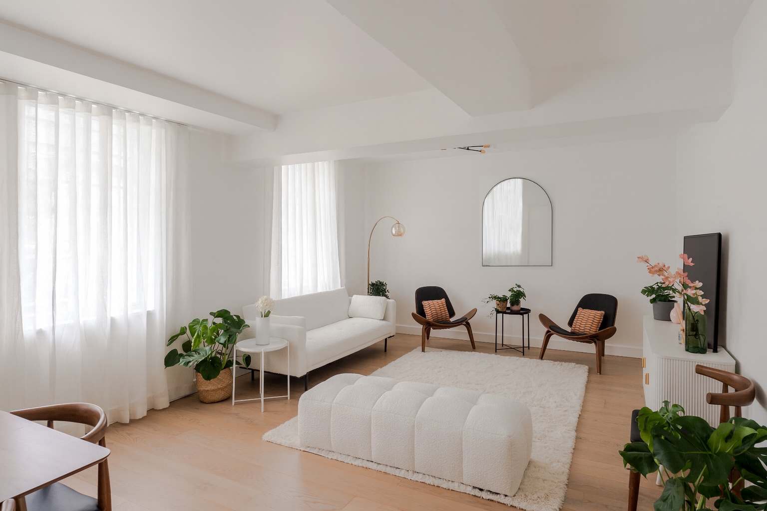 Bright 3-Bed Marylebone Flat · Balcony · Sleeps 7 in Great Portland Street W1W - Property image 19 - VivreStays
