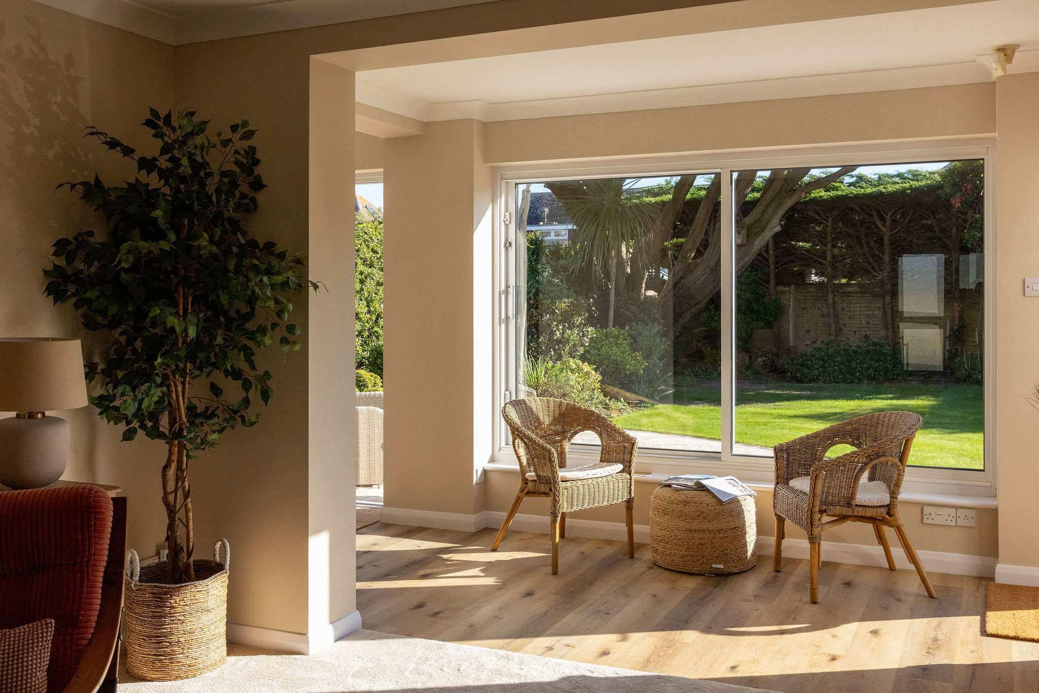 Bask in the warm sunlight in the connecting room from the lounge to the kitchen/diner.