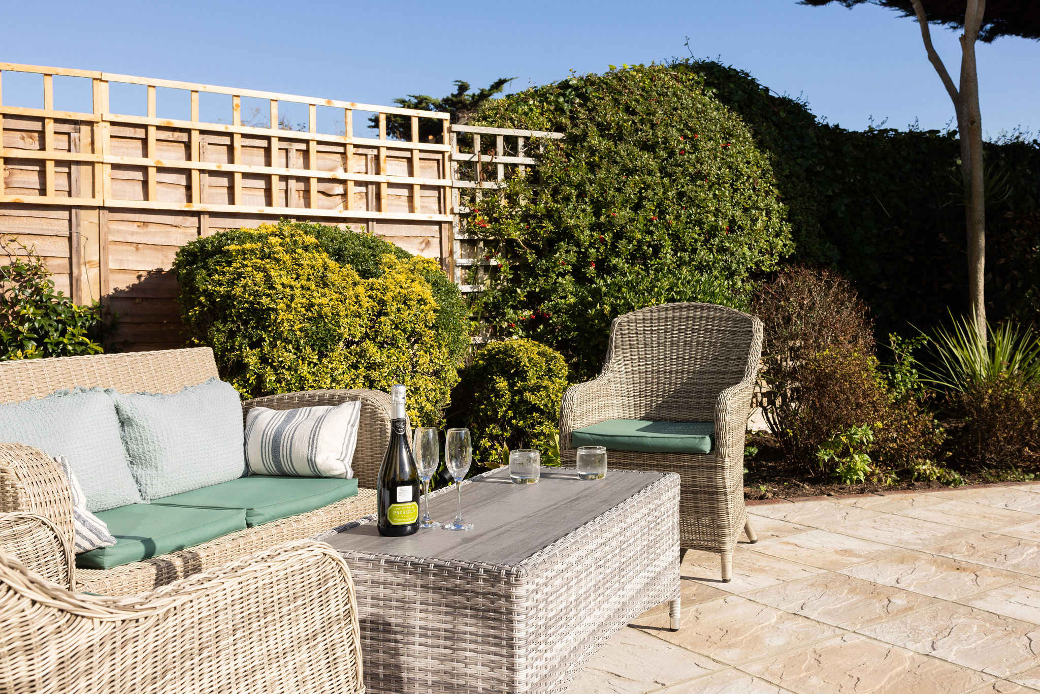 Take your morning coffee or evening drink out to the patio to unwind.