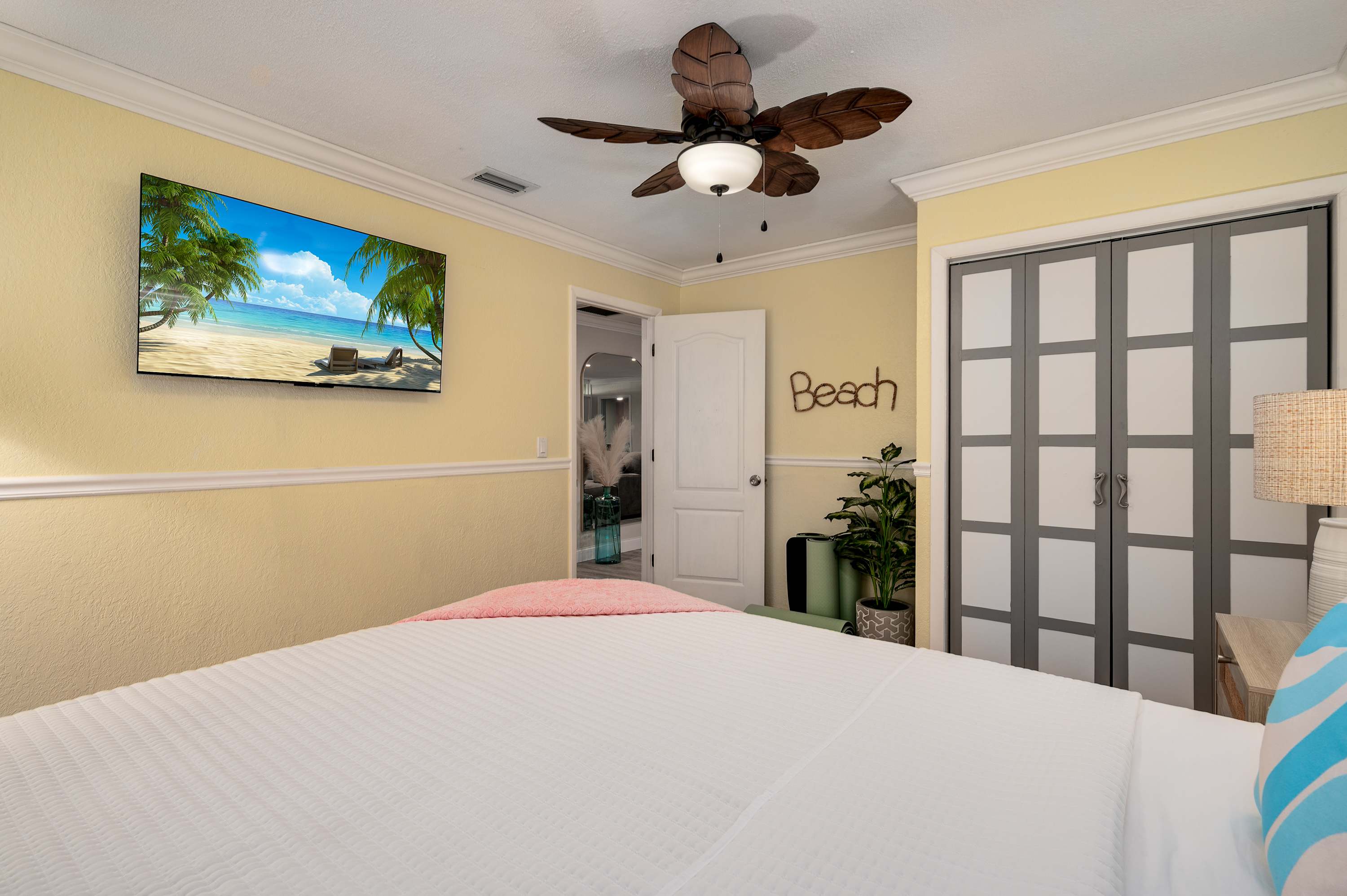 Pool, Putting Green, Sport Court, Gym 3Mi to Beach