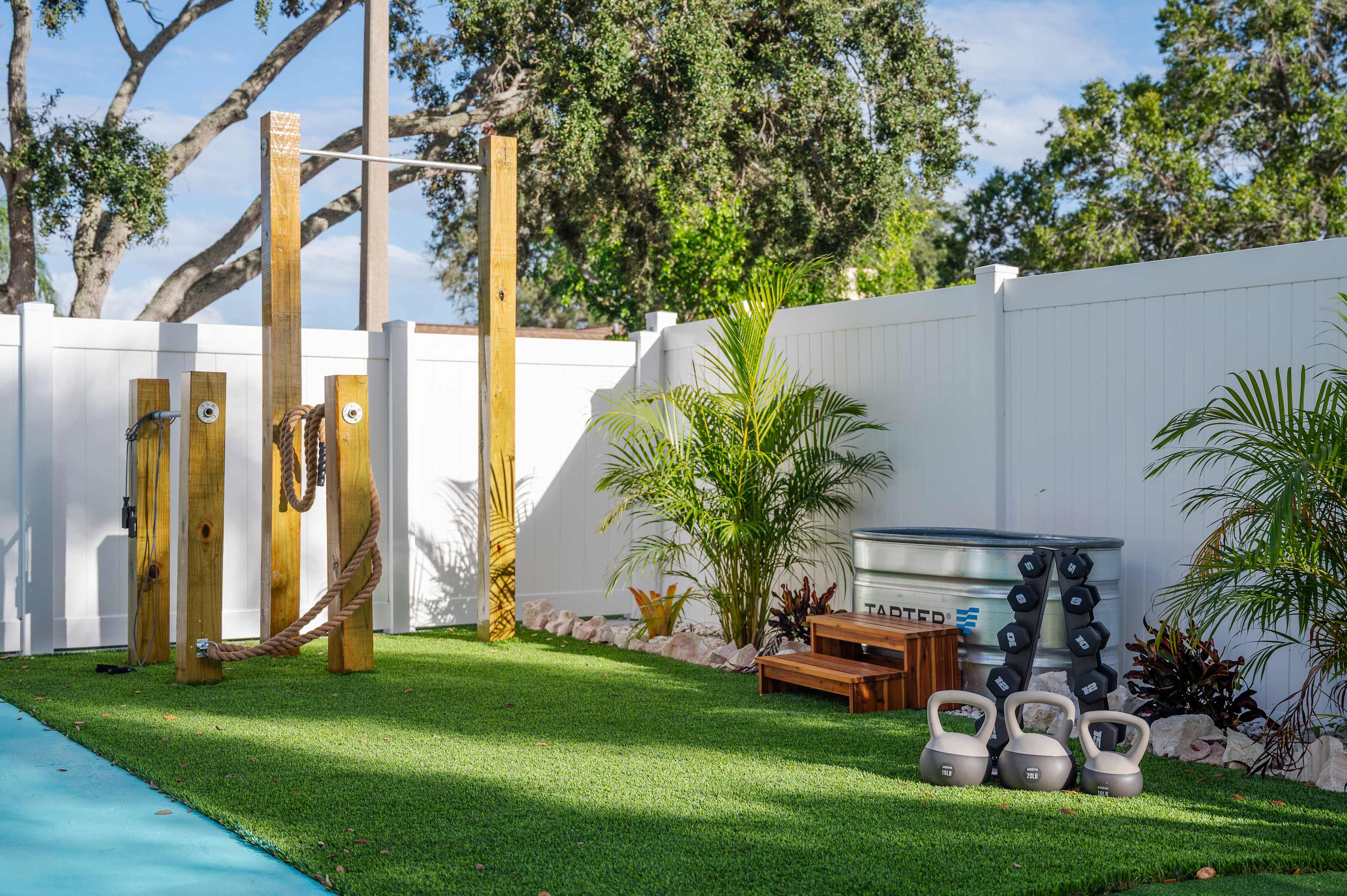 Pool, Putting Green, Sport Court, Gym 3Mi to Beach