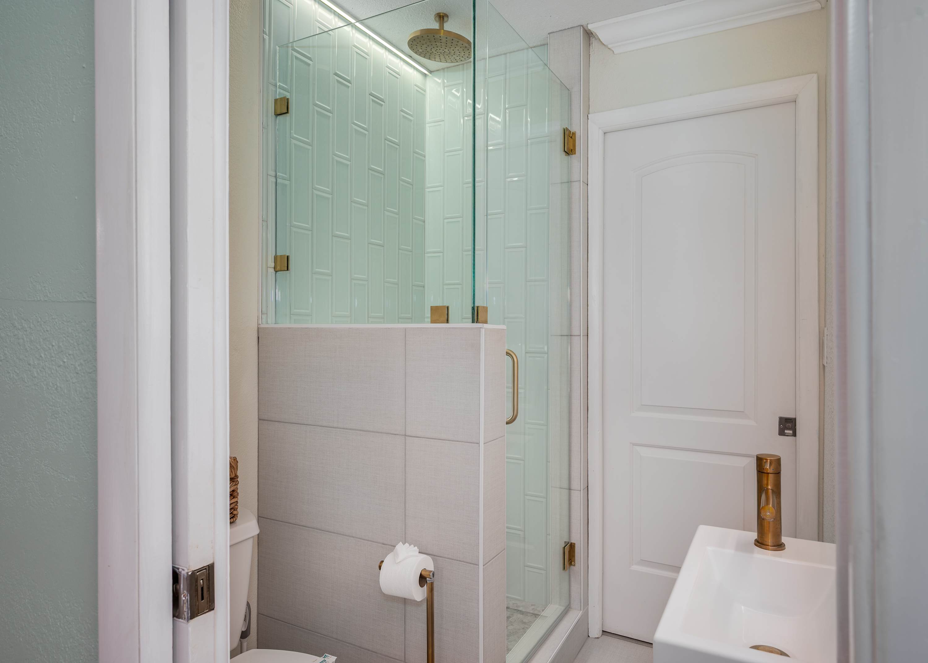 Pool, Putting Green, Sport Court, Gym 3Mi to Beach