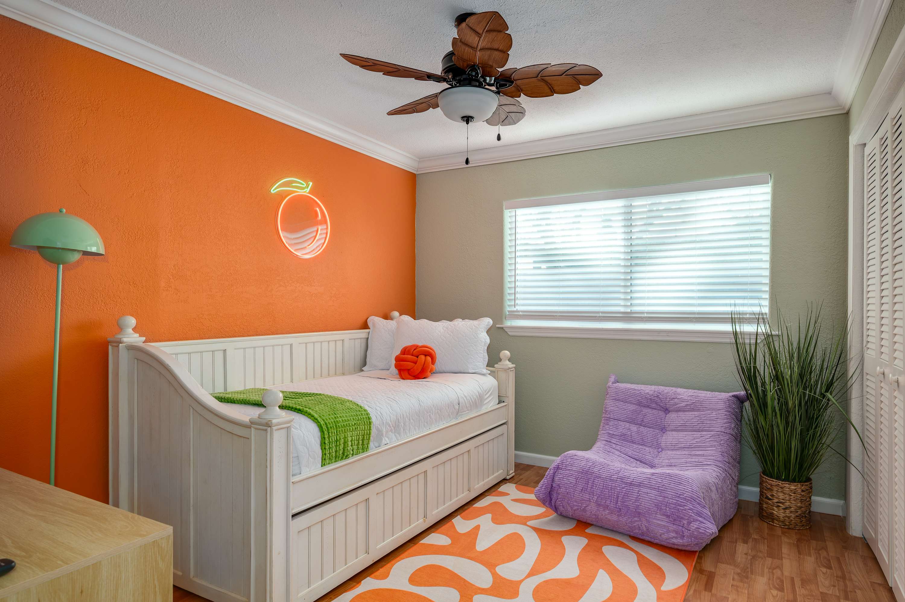 Pool, Putting Green, Sport Court, Gym 3Mi to Beach