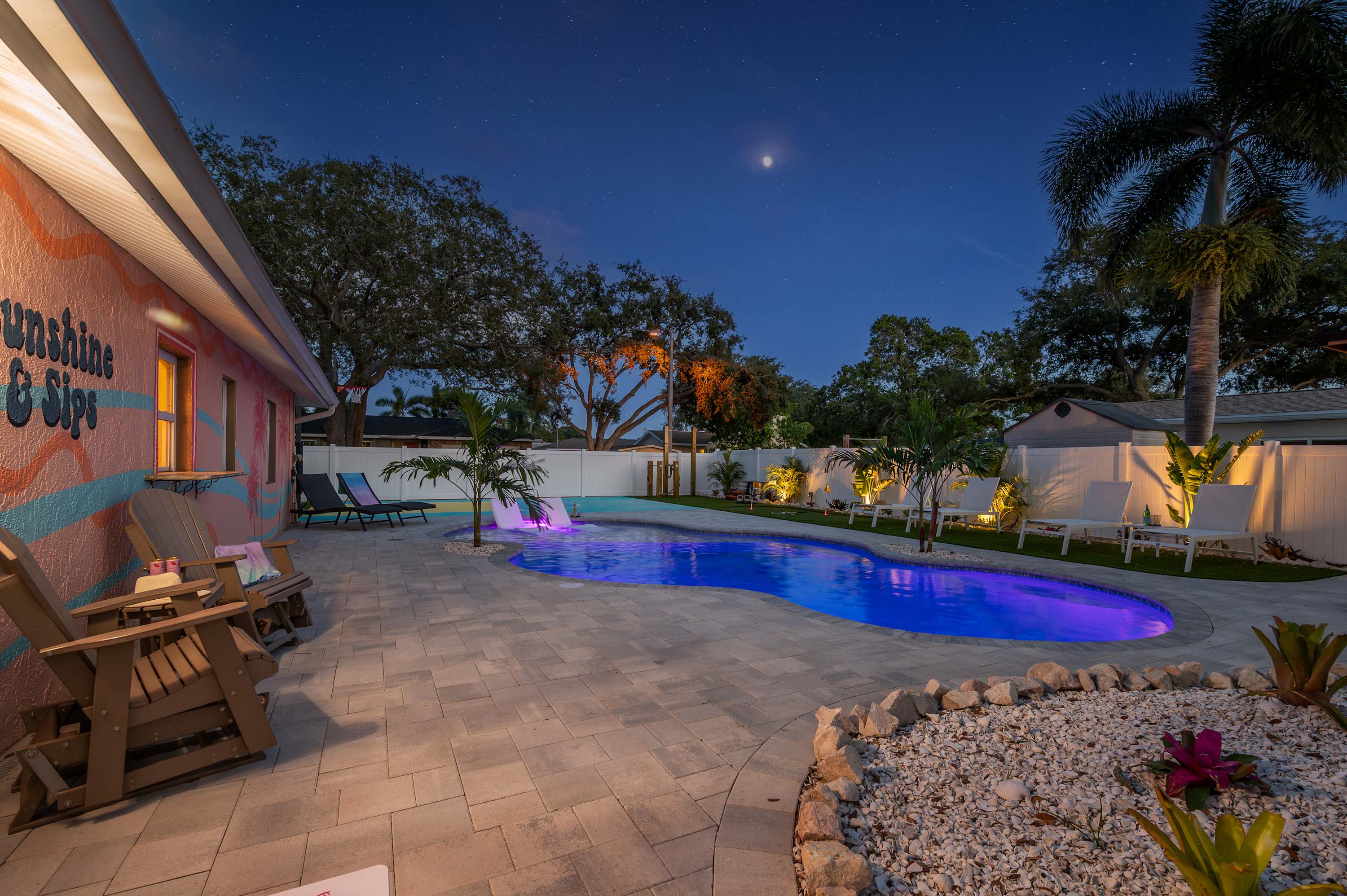 Pool, Putting Green, Sport Court, Gym 3Mi to Beach