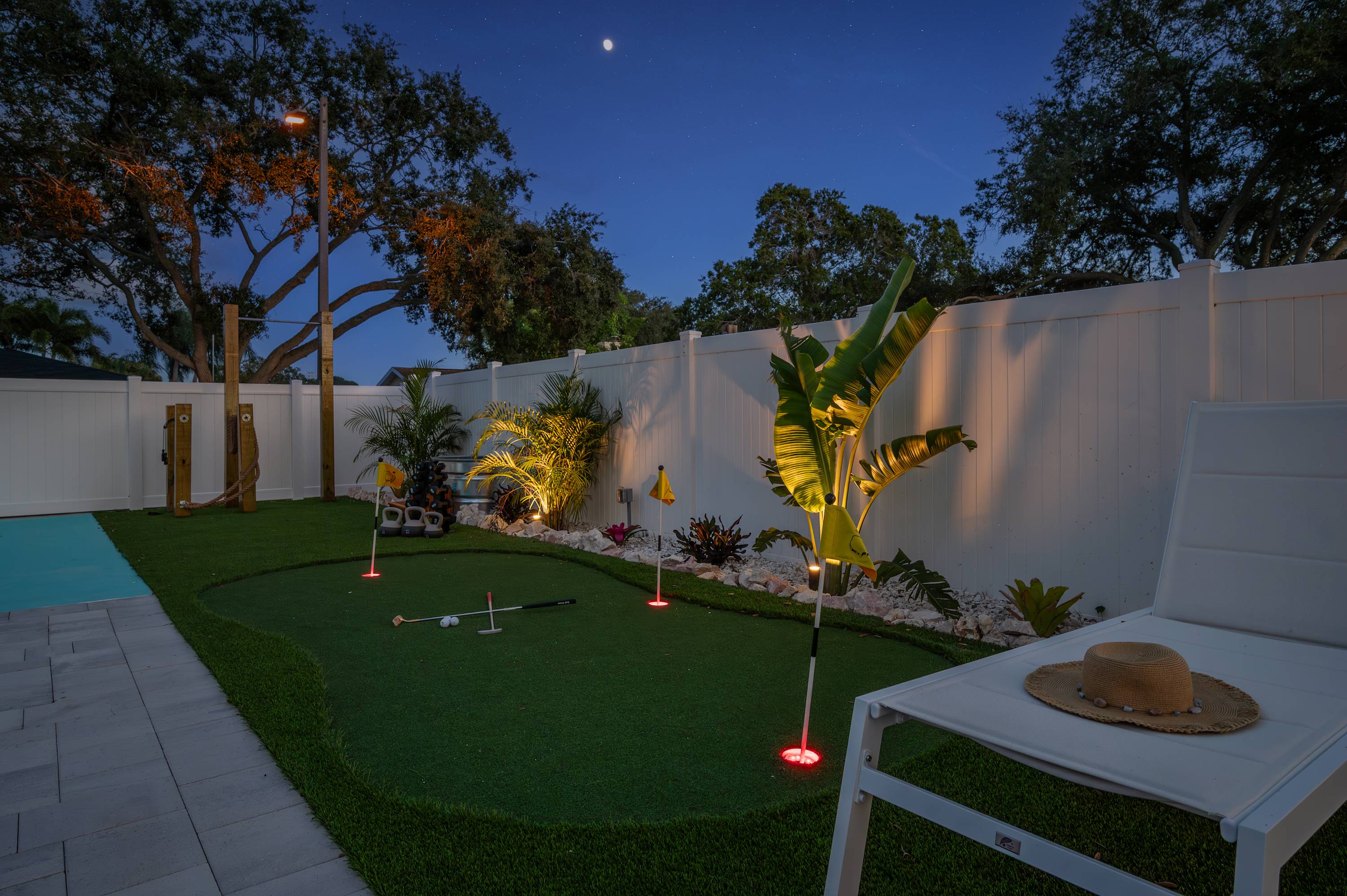 Pool, Putting Green, Sport Court, Gym 3Mi to Beach